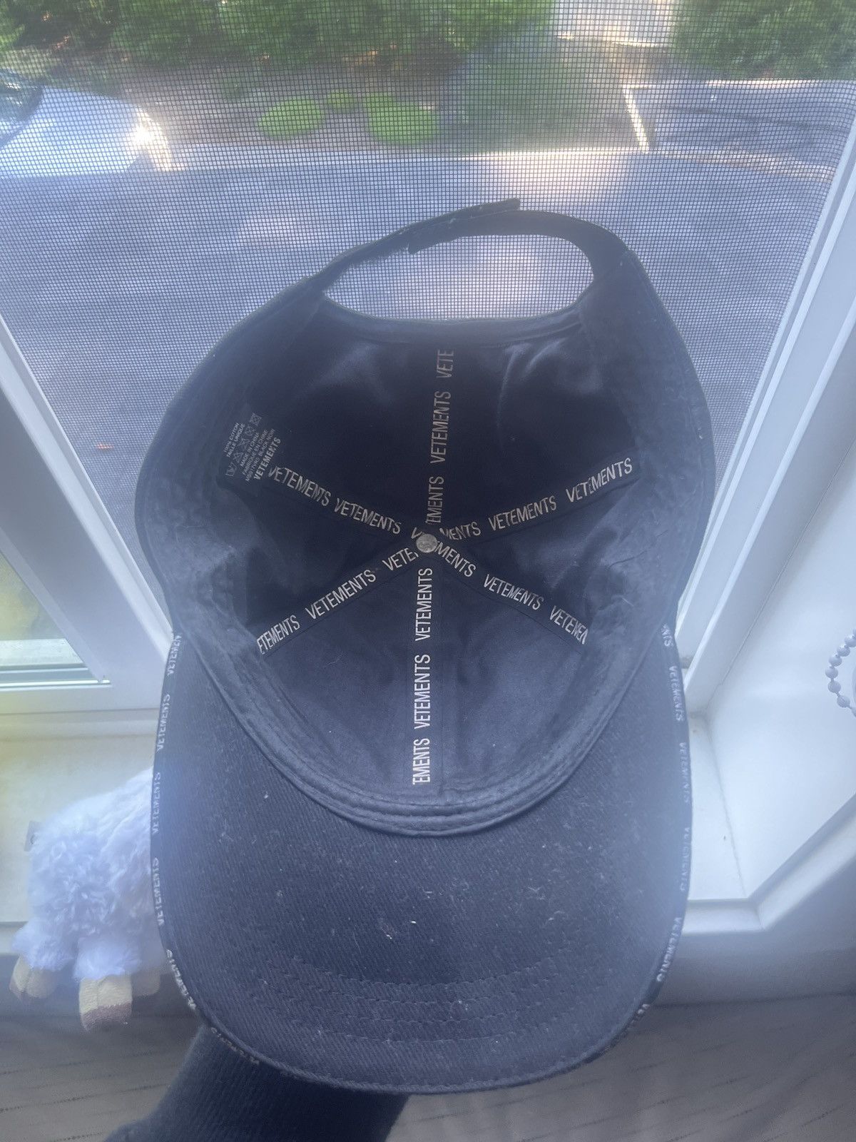Vetements SS17 Securite Hat Size ONE SIZE - 2 Thumbnail