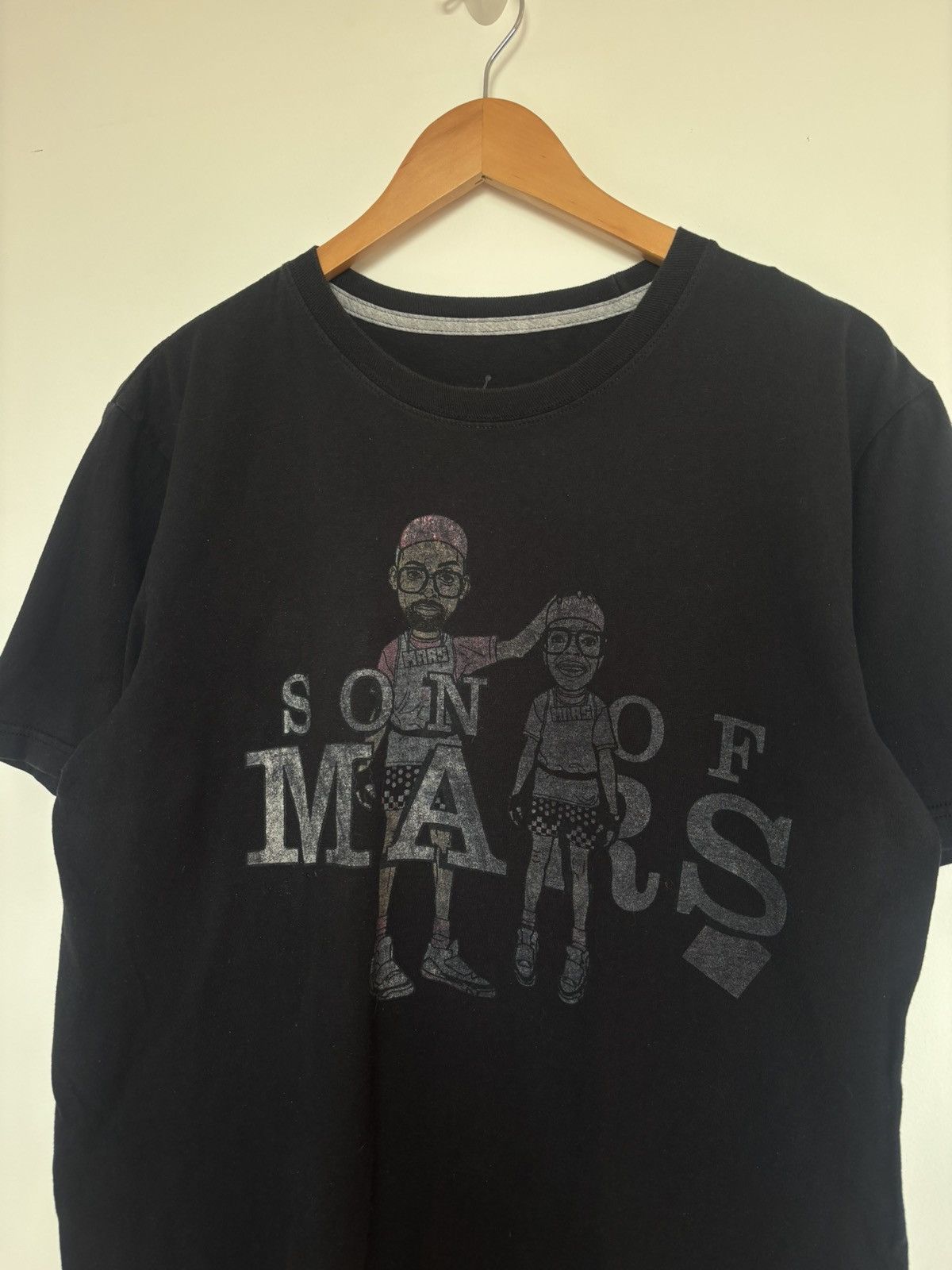 Jordan Brand Nike Jordan Spike Lee Sons of Mars Tee Black Jumpman Graphic Size US L / EU 52-54 / 3 - 3 Thumbnail