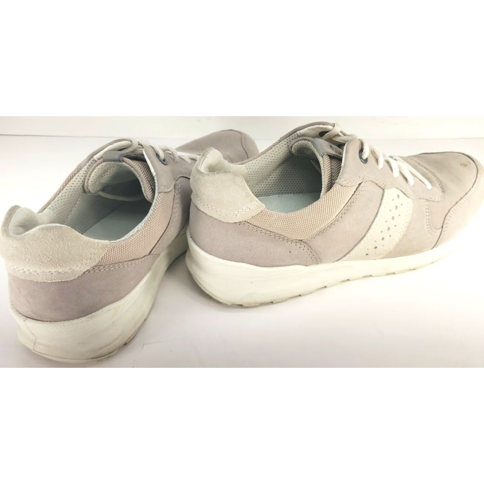 Ecco ECCO Women's Cs20 Wild Dove/Shadow White Comfort Sneaker Size 8M 39EU Casual Comfort Walker Shoes Mens Womens Girls Boys Size US 8 / IT 38 - 4 Thumbnail