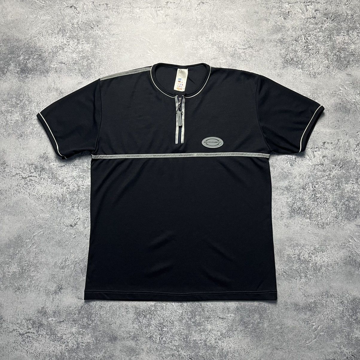 Oakley Vintage Oakley 1/3 Zip Logo Reflective Tee Streetwear Y2K Size US L / EU 52-54 / 3 - 1 Thumbnail