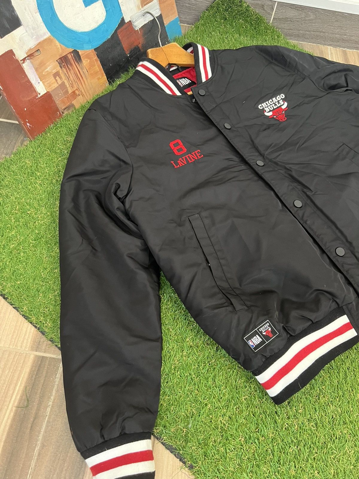 NBA × Vintage Vintage NBA Chicago Bulls Bomber Jacket Size L / US 10 / IT 46 - 5 Thumbnail