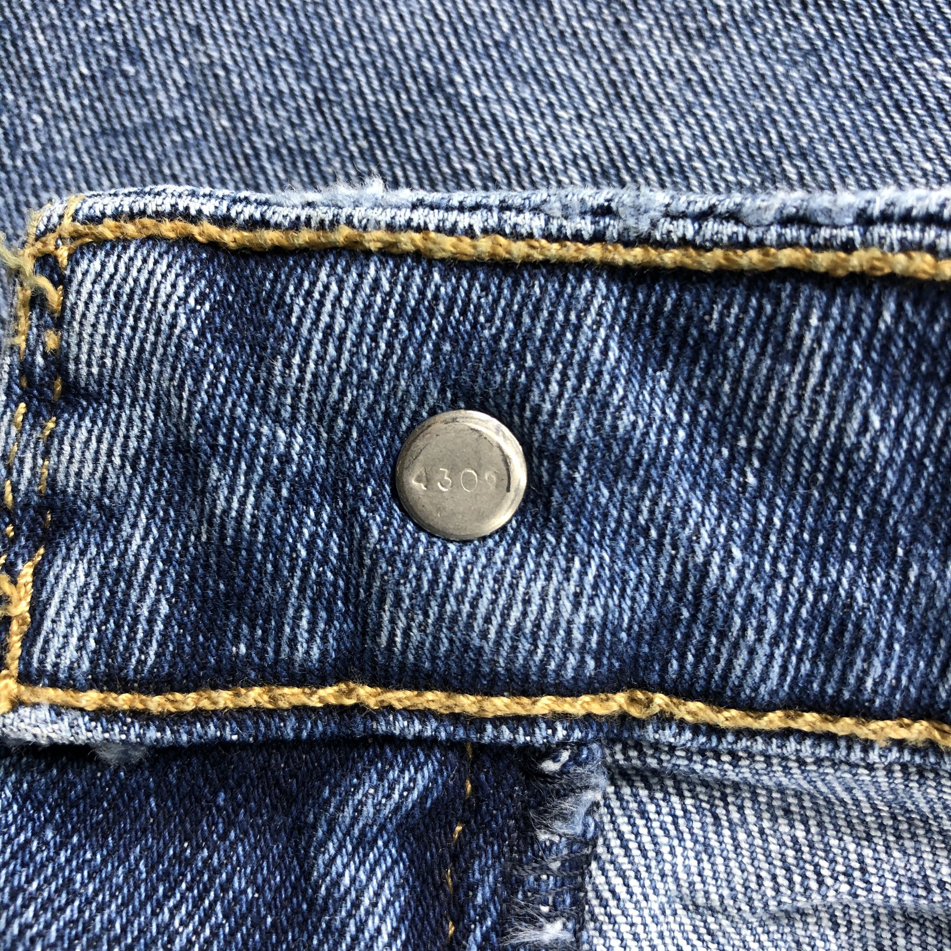 Levi's Vintage Blue Wash Levis Jeans-J2576 Size US 37 - 10 Thumbnail
