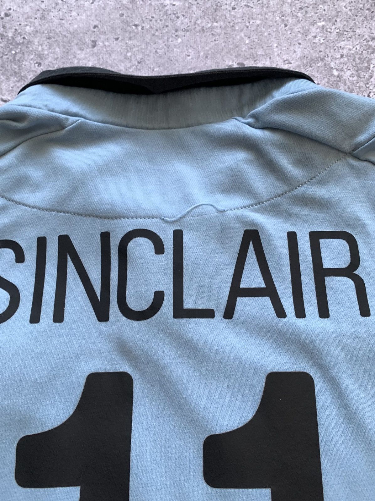 Umbro 🔥MANCHESTER CITY UMRO 2012/13 HOME JERSEY SINCLAIR UCL SHIRT Size US L / EU 52-54 / 3 - 6 Thumbnail