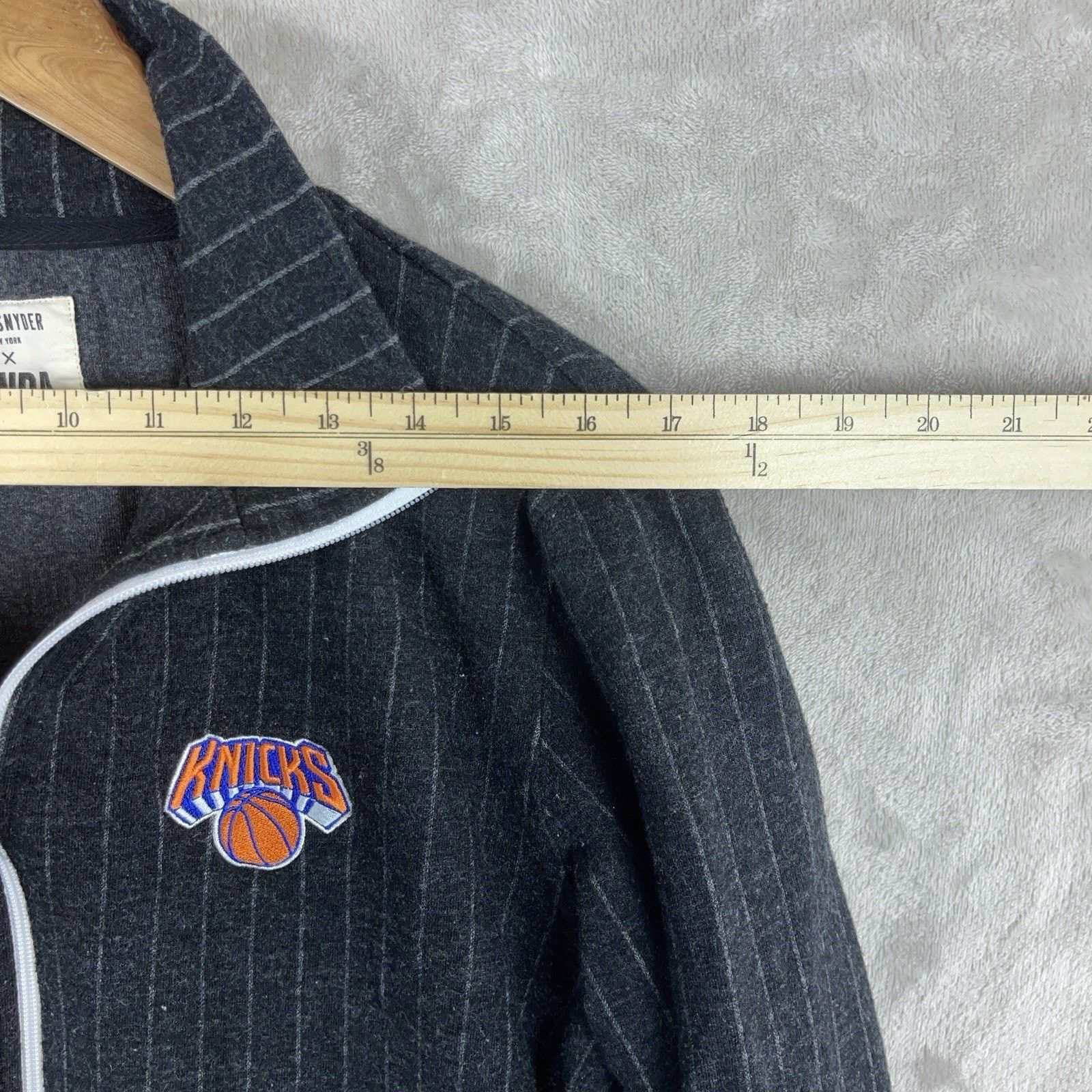 Todd Snyder Todd Snyder x NBA Knicks Wool-Blend Pin Stripe Track Jacket Size US M / EU 48-50 / 2 - 10 Thumbnail