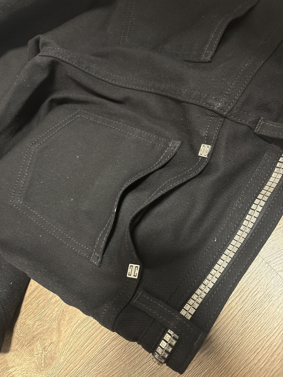 Givenchy givenchy double pocket studded pants Size US 30 / EU 46 - 4 Thumbnail
