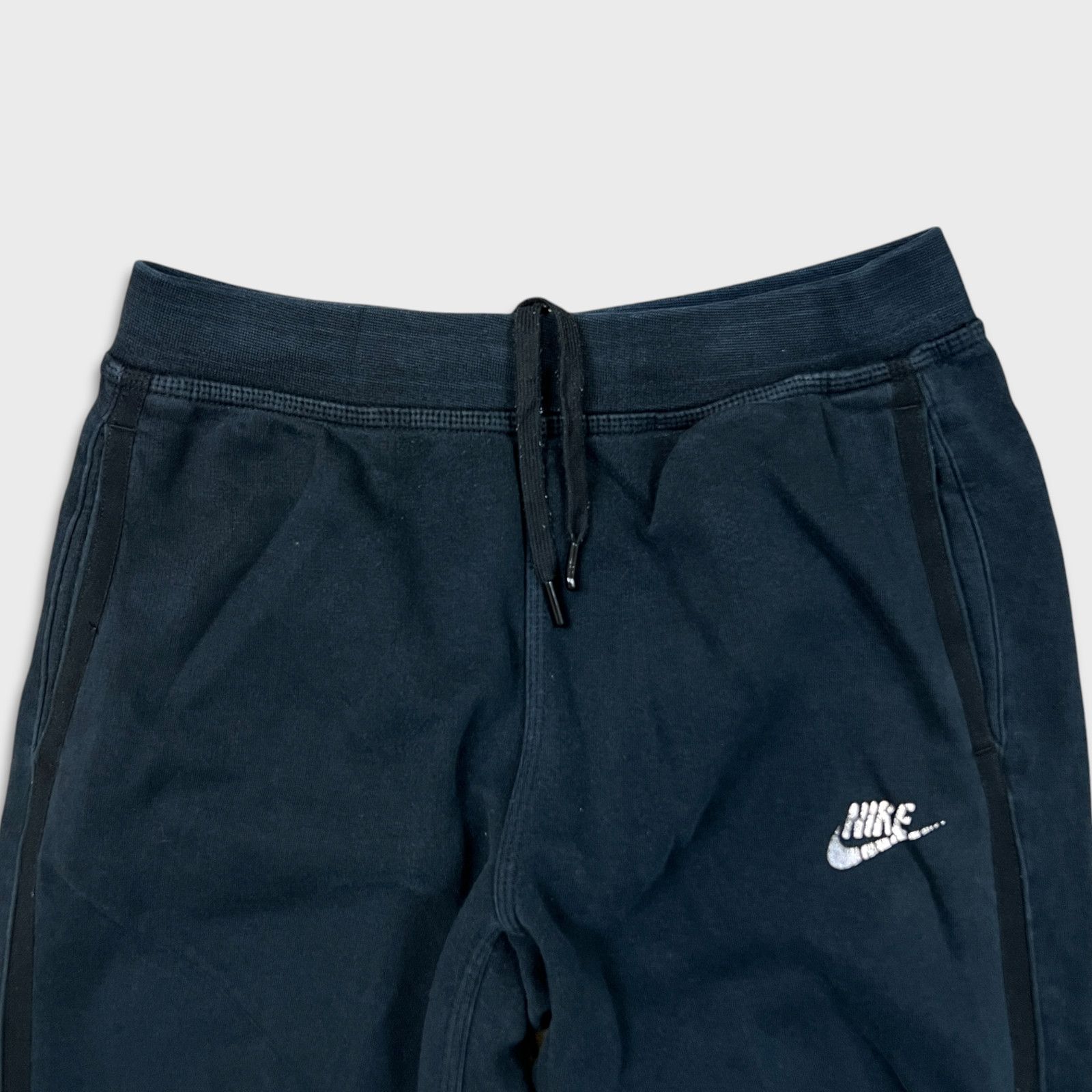 Nike × Vintage Nike Air Sweatpants Swoosh Sportswear Taper Athletic Jogger Size US 28 / EU 44 - 2 Thumbnail