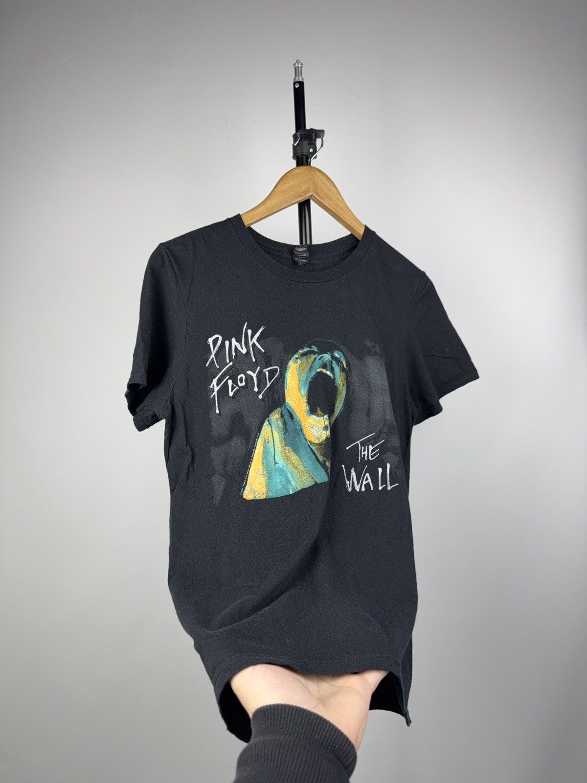 Pink Floyd 2020 Pink Floyd “The Wall” Screaming Face Vintage Band Tee Size US S / EU 44-46 / 1 - 7 Thumbnail