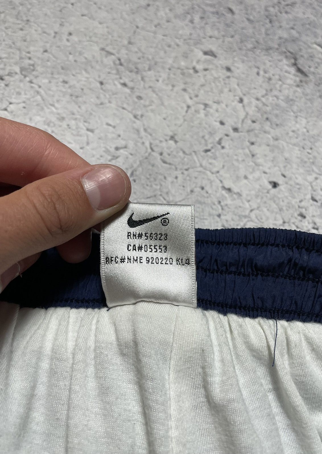 Nike Vintage 90s Nike Track Pants Nylon Drill Y2K Swoosh Size US 32 / EU 48 - 10 Thumbnail