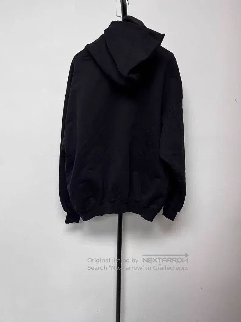 Balenciaga Balenciaga Letter Print Hooded Pullover Long Sleeve Sweats Size US S / EU 44-46 / 1 - 2 Thumbnail