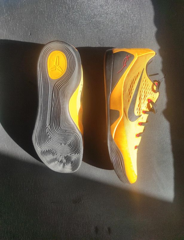 Nike Kobe 9 EM Bruce Lee Size US 15 / EU 48 - 4 Thumbnail