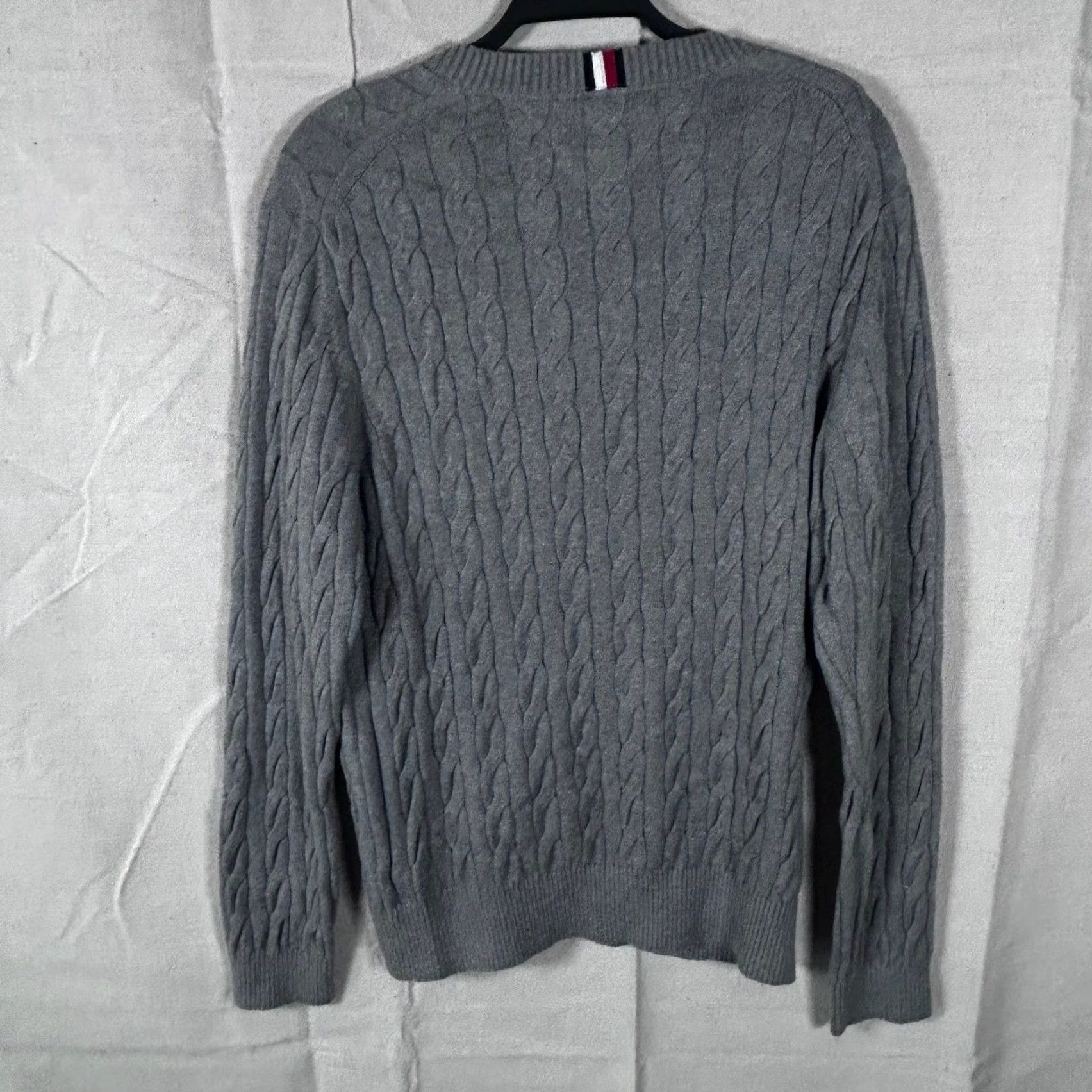 Tommy Hilfiger Tommy Hilfiger Mens Gray Cable Knit Crewneck Sweater Size L Logo Cotton Pullover Knit Crew Neck Casual Womens? Mens Size US L / EU 52-54 / 3 - 3 Thumbnail