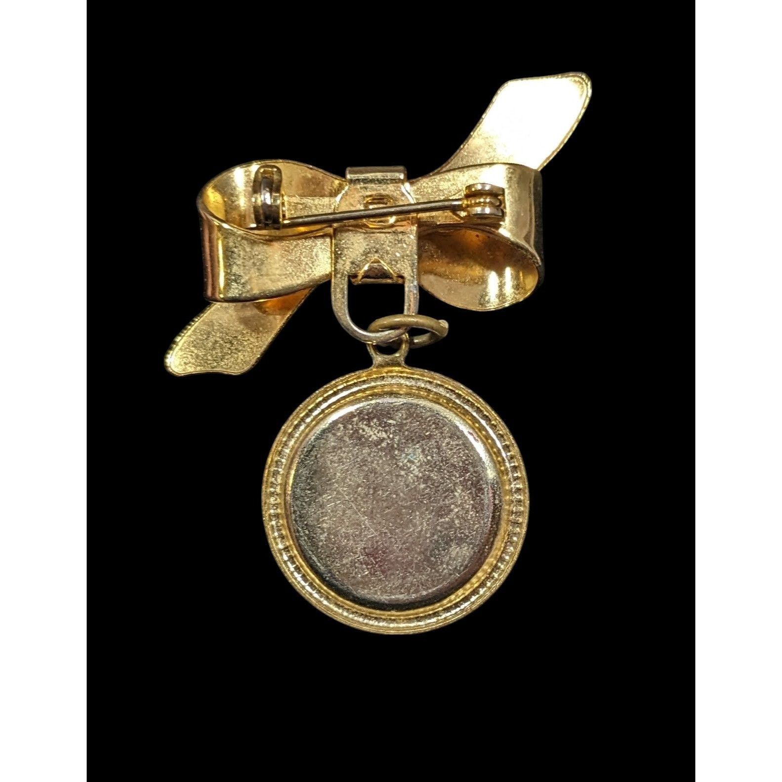 Other Vintage Bow With Dangling Disc Gold Tone Brooch Size ONE SIZE - 2 Thumbnail