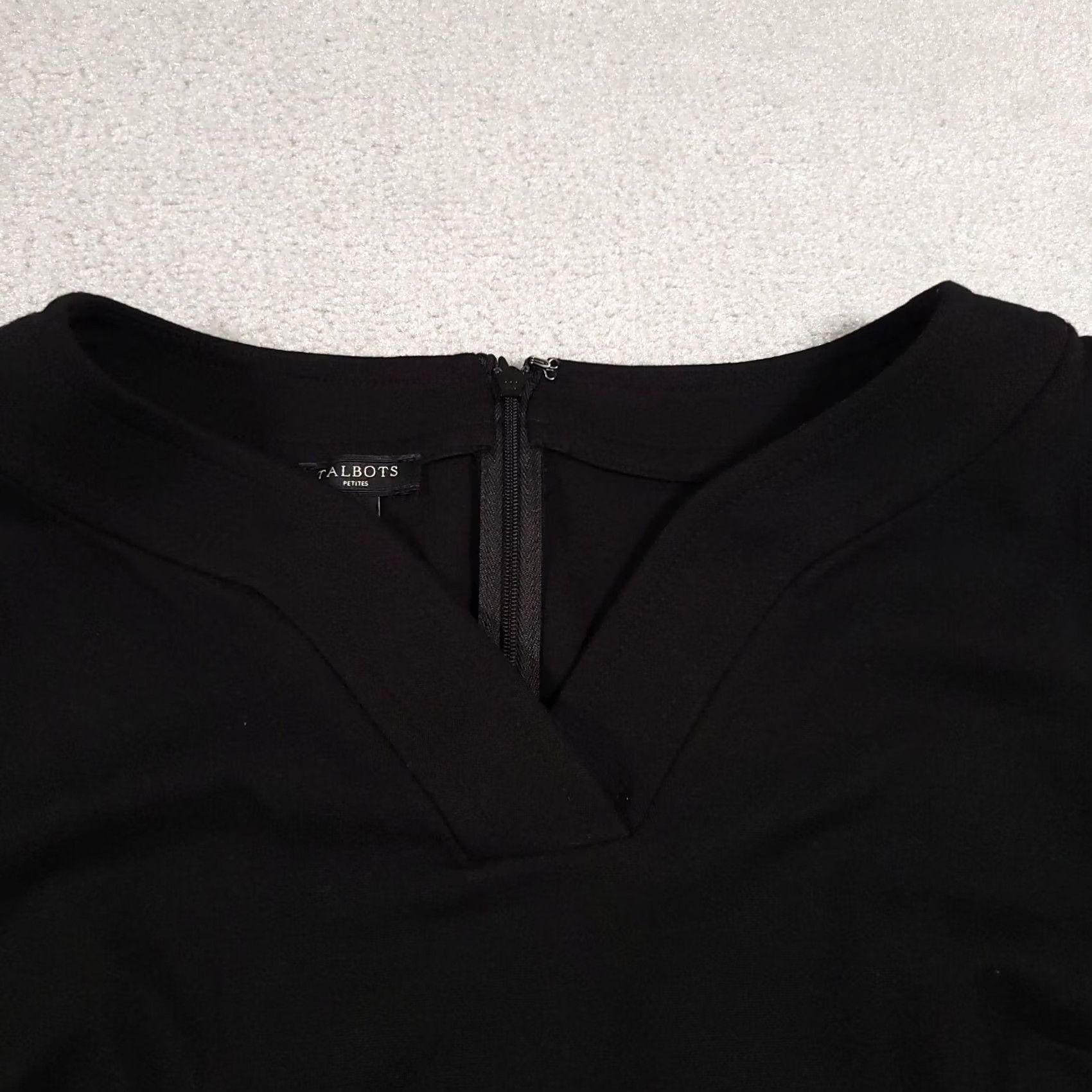 Talbots Talbots Dress Women 12P Petite Black Sleeveless V-Neck Belted Knee Length Dress Size XL / US 12-14 / IT 48-50 - 4 Thumbnail