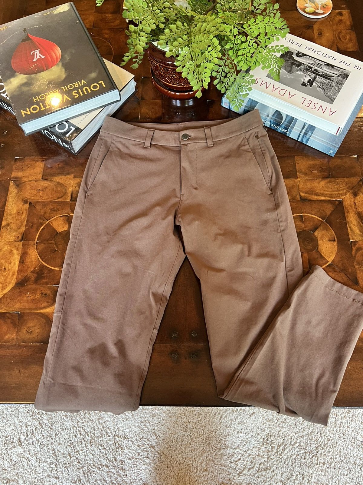 Lululemon Lululemon Commission Pant Size US 31 - 1 Thumbnail