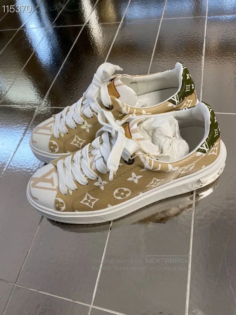 Louis Vuitton LV Logo Low. Size US 6.5 / IT 36.5 - 2 Thumbnail