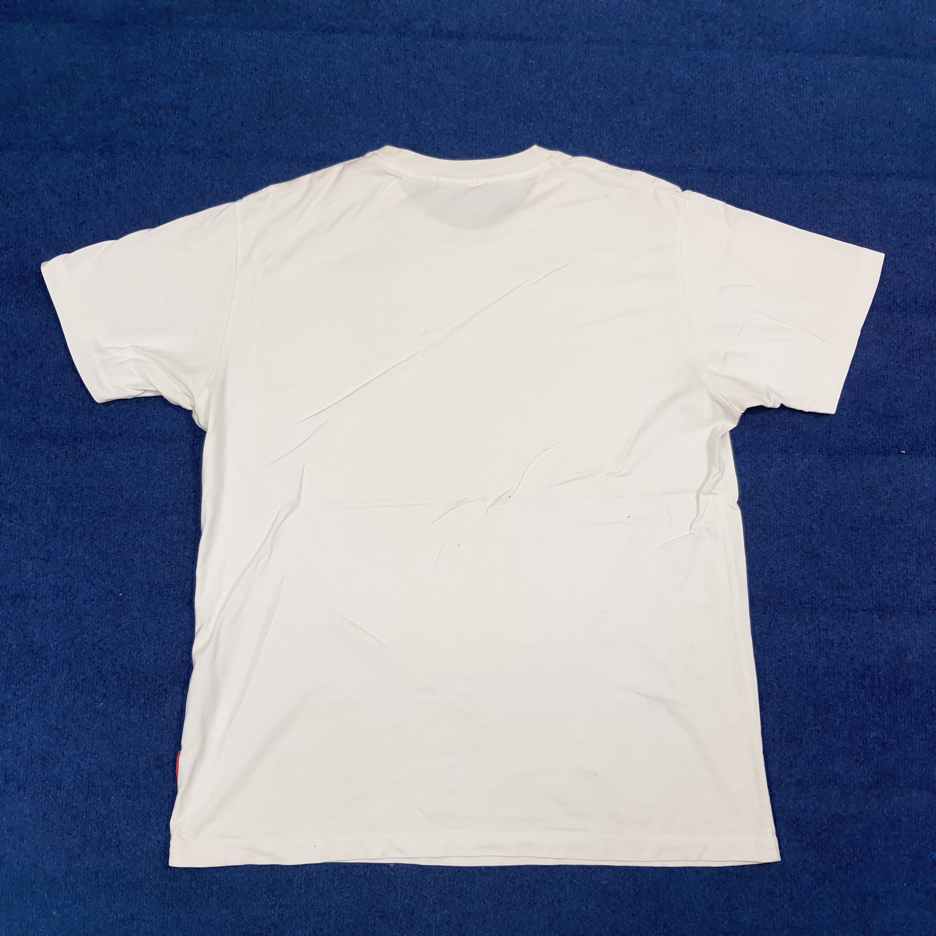Barbara Kruger Vintage Barbara Kruger Art Tee Graphic T-Shirt C276N30 Size US XL / EU 56 / 4 - 4 Thumbnail
