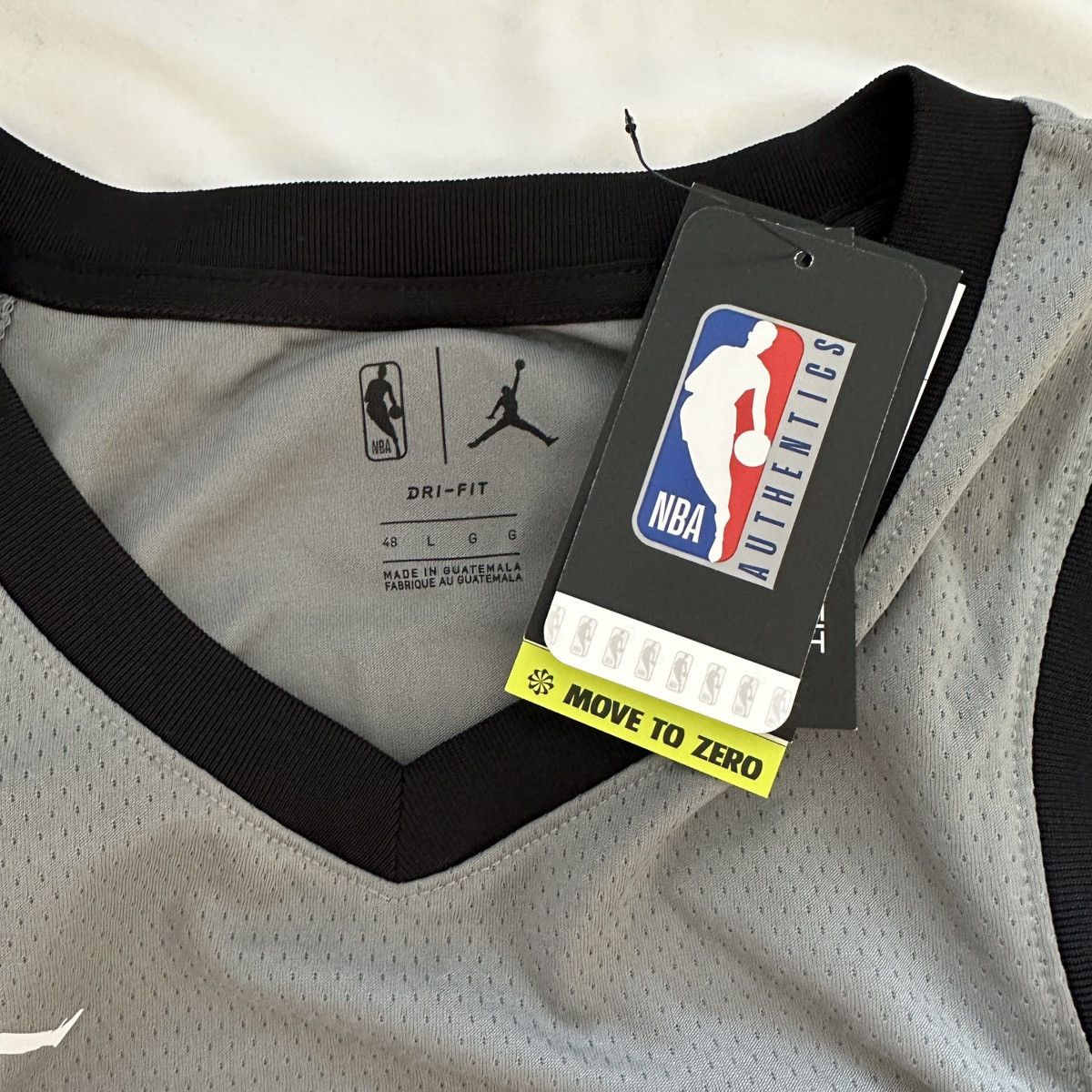 NBA × Nike Kyrie Irving Nets Nike Swingman Statement Jersey L New NBA Size US L / EU 52-54 / 3 - 9 Thumbnail