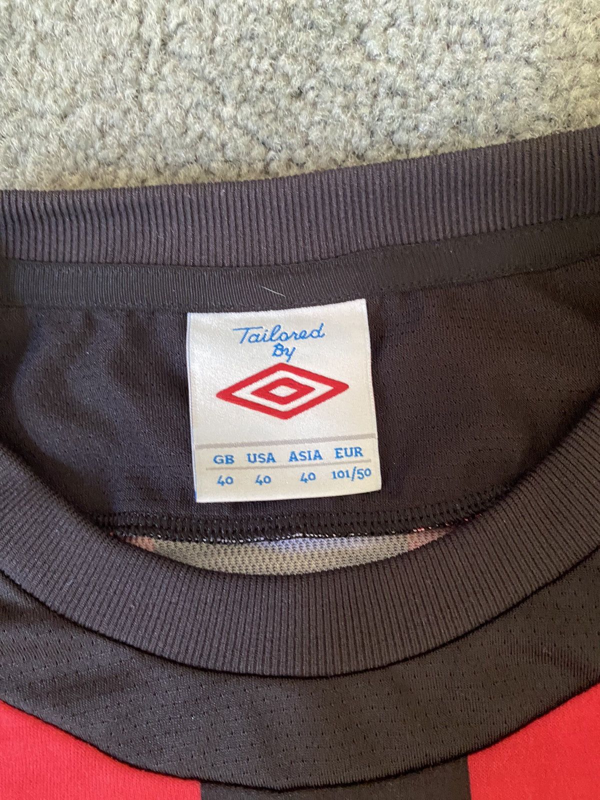Umbro × Vintage Vintage Umbro Manchester City Jersey Size US M / EU 48-50 / 2 - 3 Thumbnail