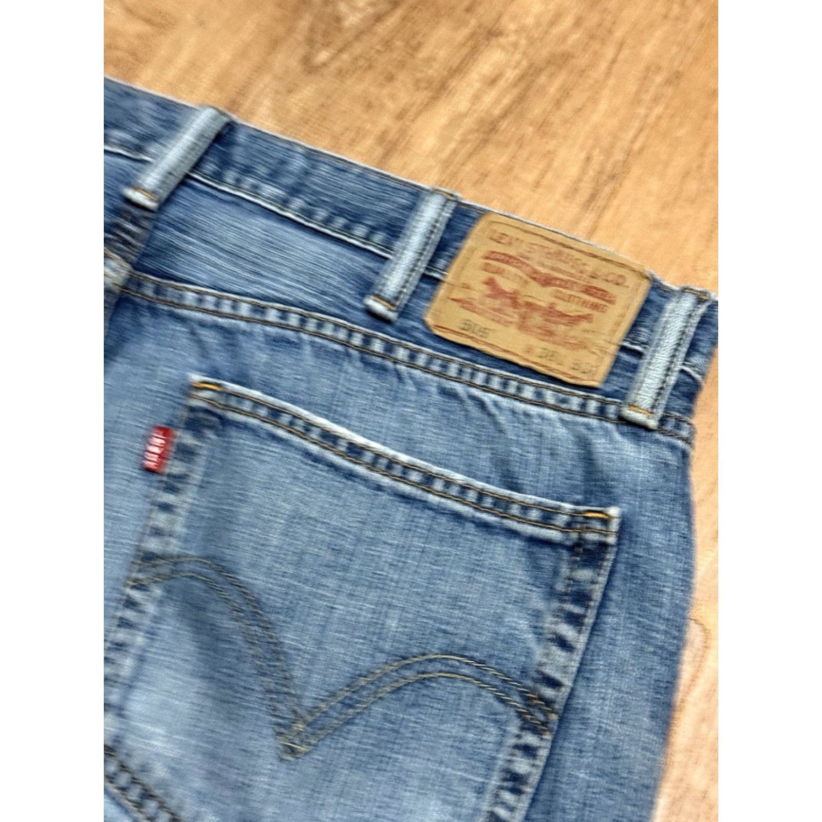 Levi's VINTAGE Levi's 505 Jeans Men 38x30 Blue Medium Wash Regular Fit Straight 90s Logo Size US 38 / EU 54 - 6 Thumbnail