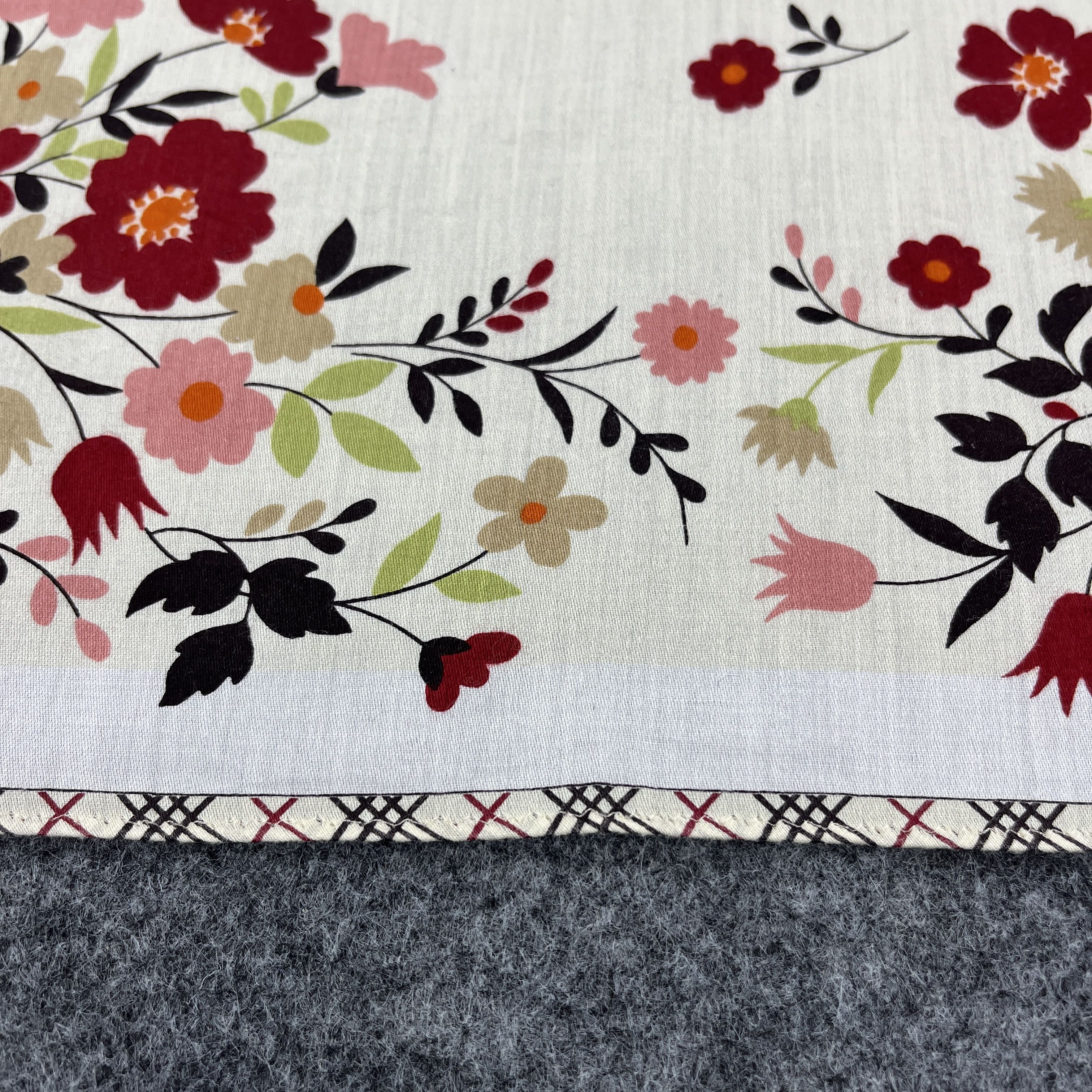 Burberry Burberrys Handkerchief / Bandana / Neckerchief B1184 Size ONE SIZE - 6 Thumbnail