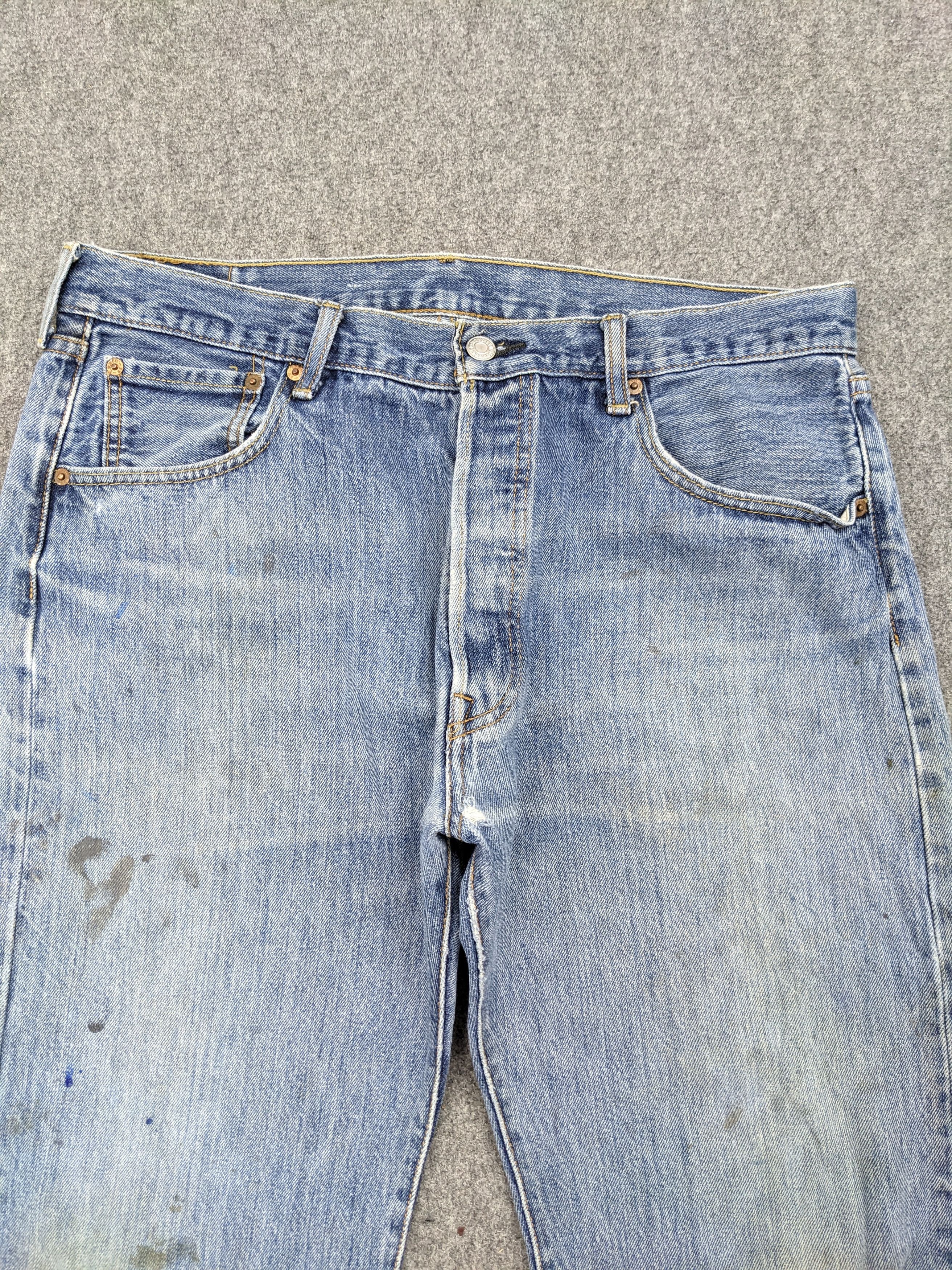Levi's Vintage Levis 501 Faded Blue Jeans DJ0027Z Size US 34 / EU 50 - 2 Thumbnail