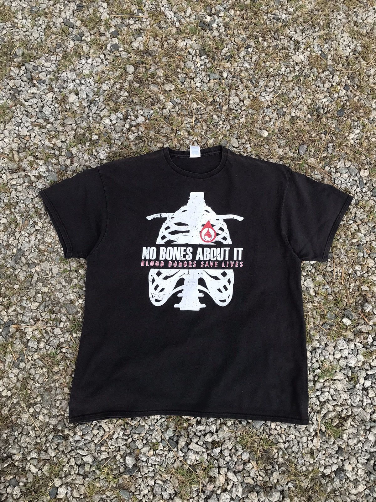 Japanese Brand Vintage Distressed Skeleton No Bones About It Tee Vanson Size US XXL / EU 58 / 5 - 1 Thumbnail