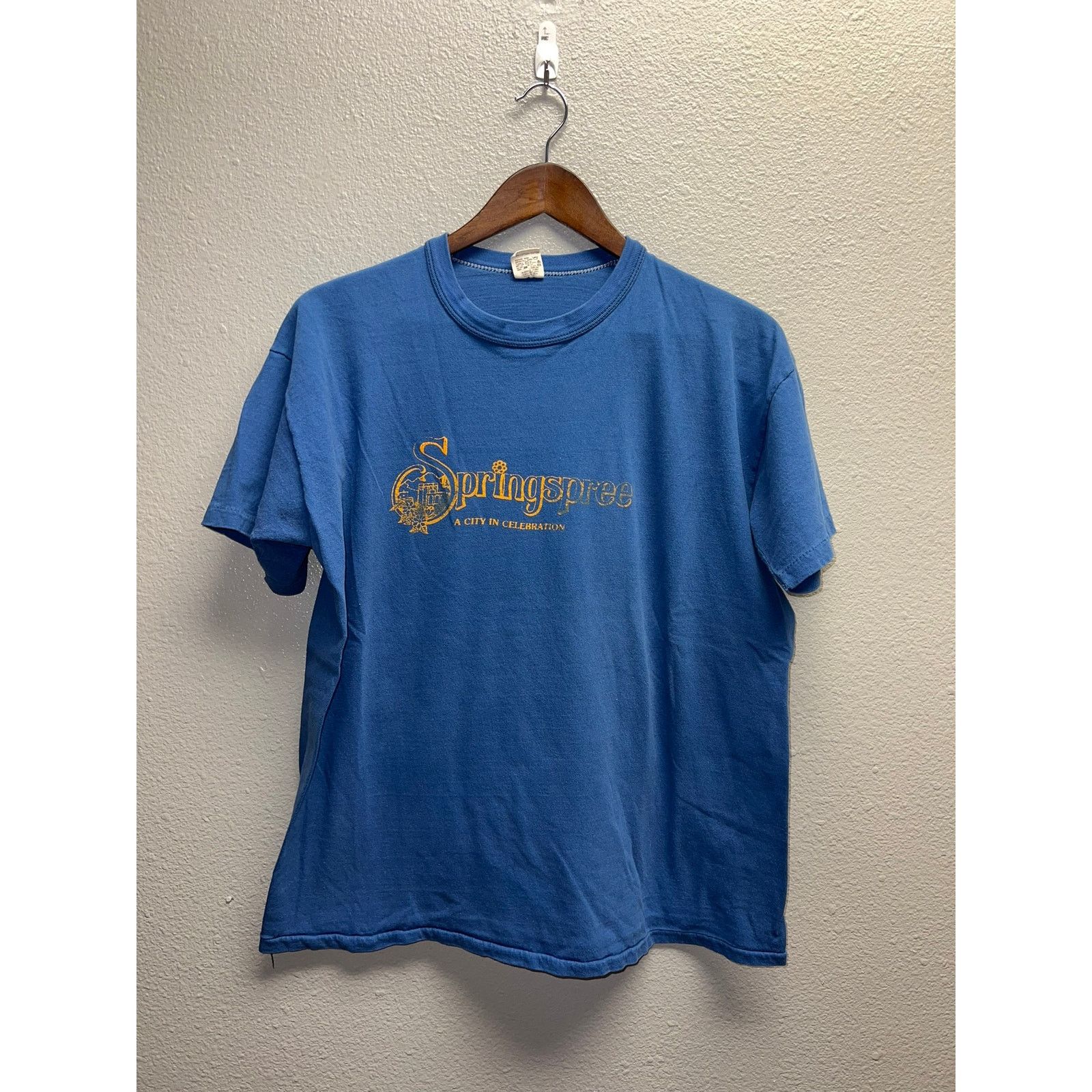 Russell Athletic Vintage Springspree Shirt A City In Celebration Concert 80s Size US L / EU 52-54 / 3 - 1 Thumbnail