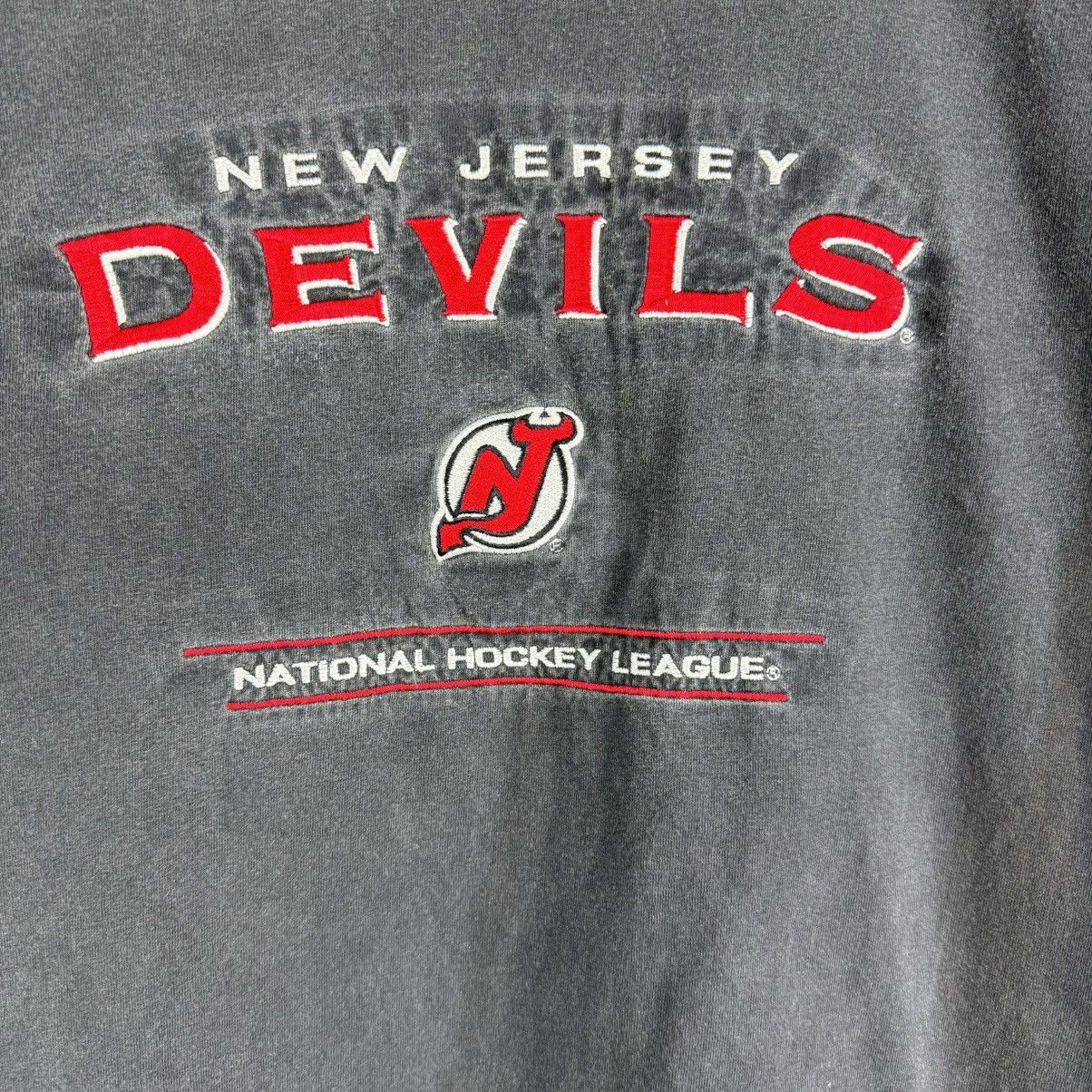 Lee × NHL × Vintage New Jersey Devils T shirt 90s Lee Sport NHL Hockey L Black Size US L / EU 52-54 / 3 - 8 Thumbnail