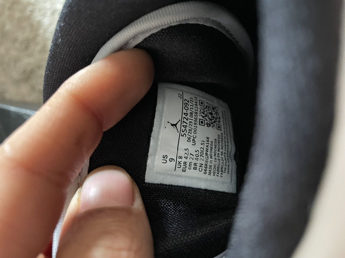 Jordan Brand Jordan 1 Mid Smoke Grey Size US 9 / EU 42 - 10 Thumbnail
