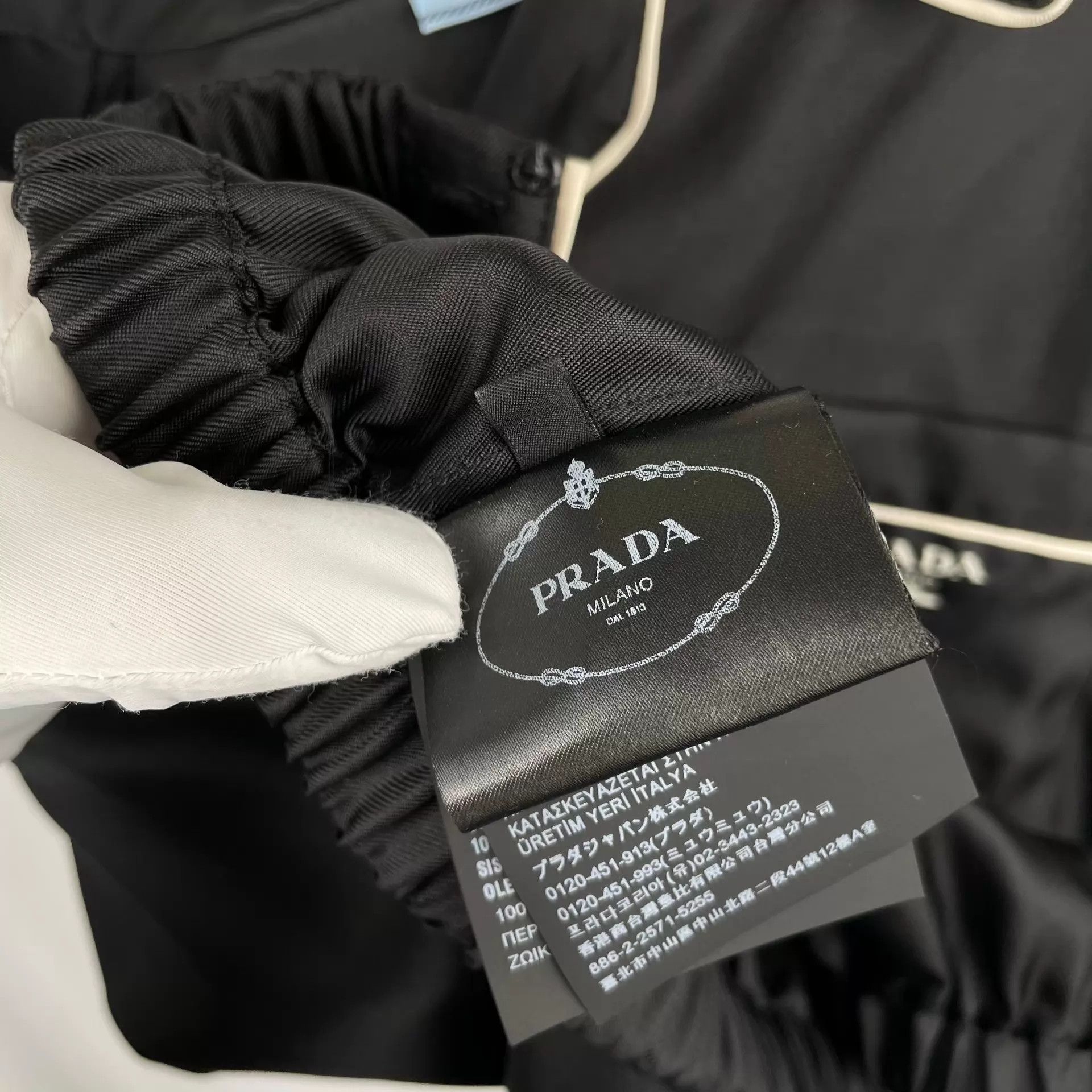 Prada Prada silk top black size 40 new with tags Size S / US 4 / IT 40 - 4 Thumbnail