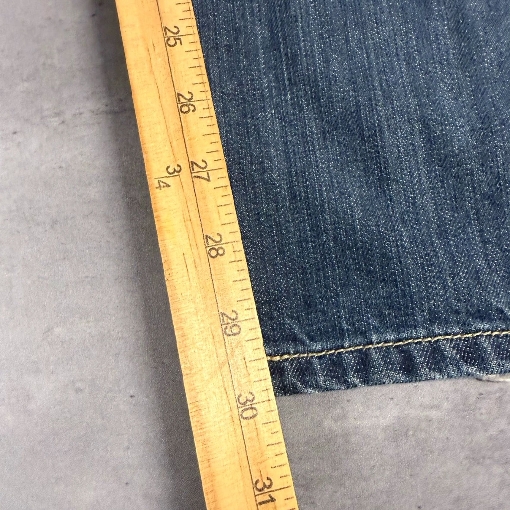 Levi's VINTAGE Levi's 501 XX Jeans Men 36x30 Denim Buttonfly Distressed Thrashed Whisker Fade 90s Straight Size US 36 / EU 52 - 7 Thumbnail