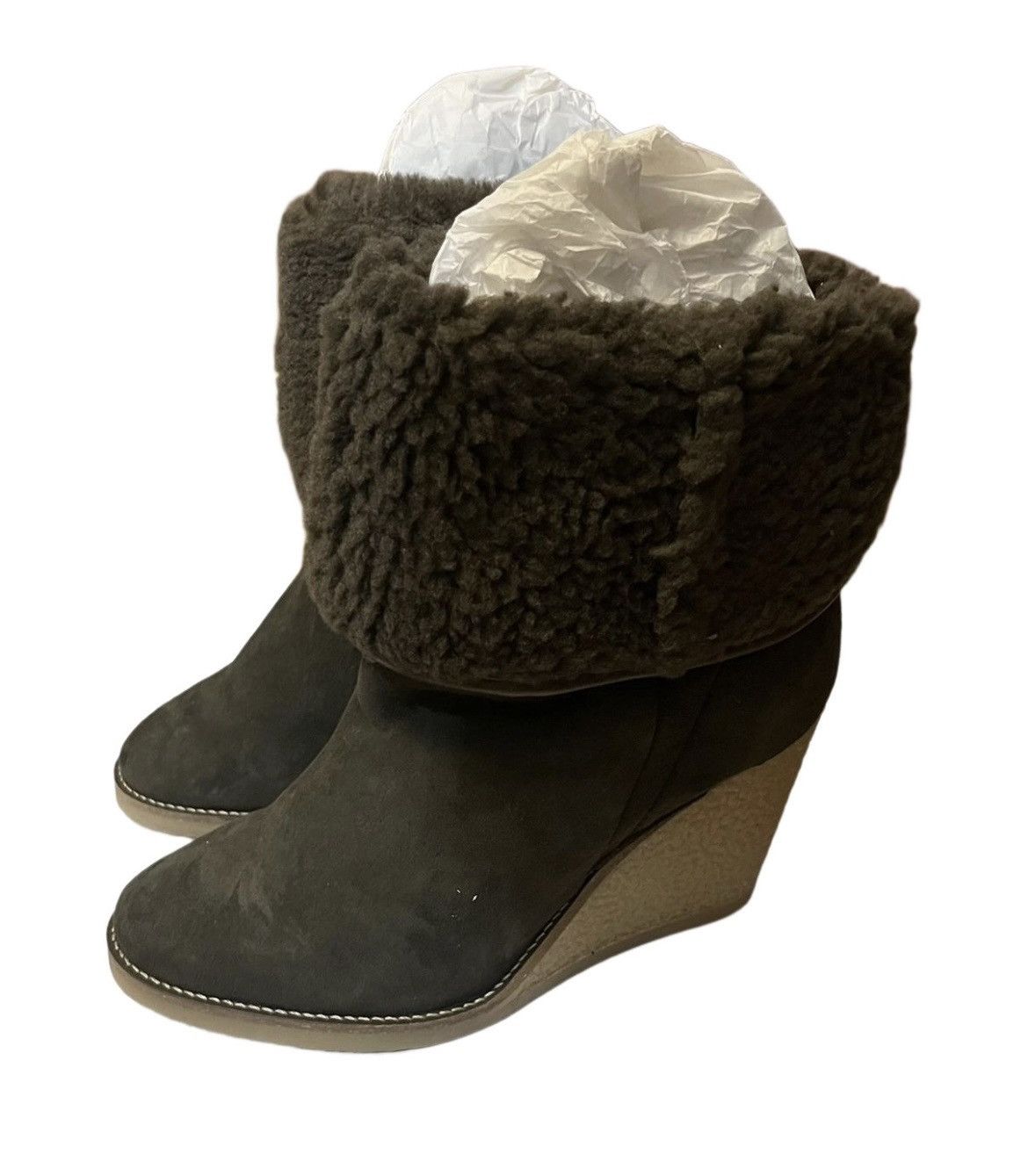 Isabel Marant Chic Army green suede sheep fur trim wedges Size US 8 / IT 38 - 1 Thumbnail