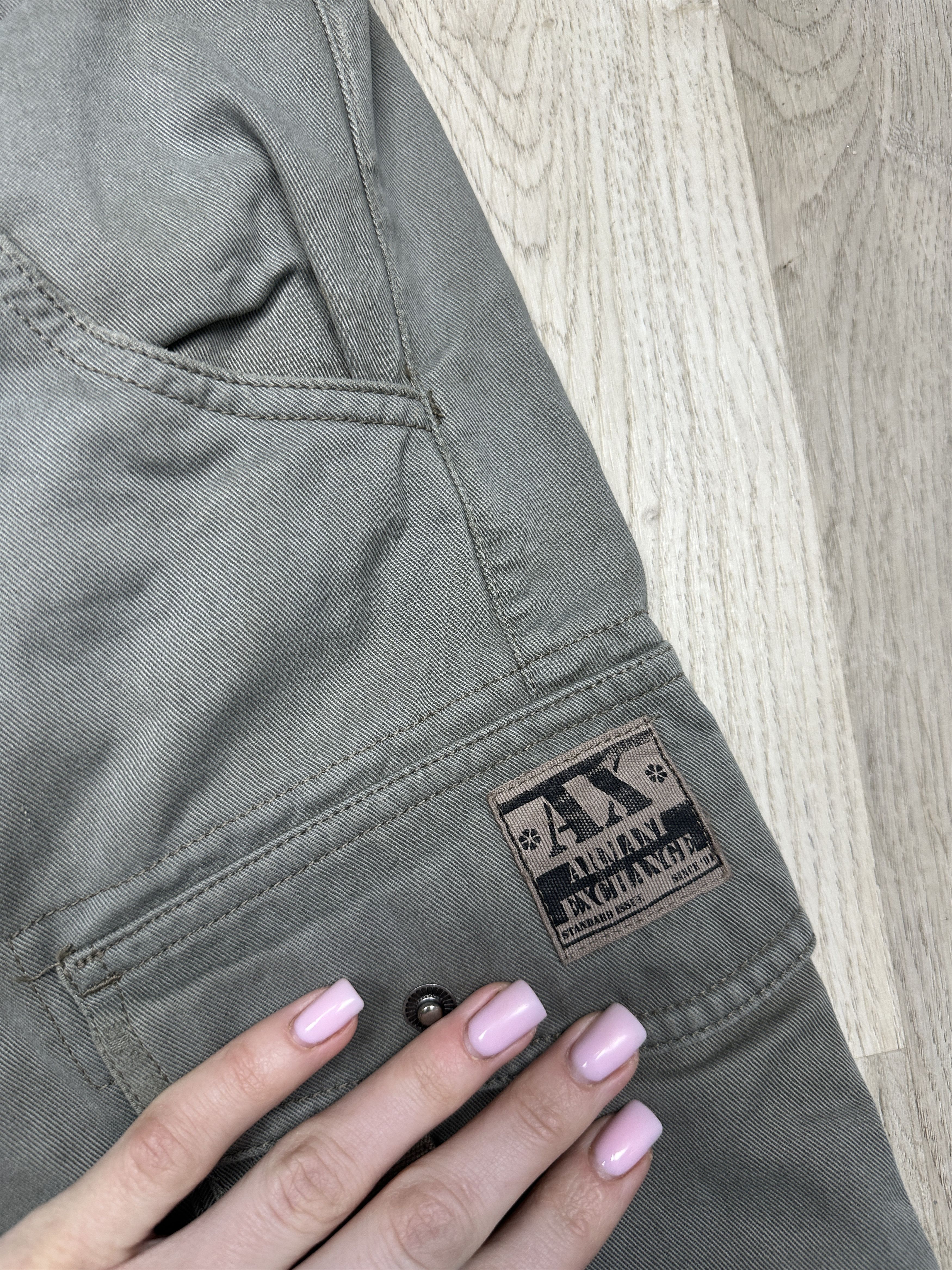 Armani Exchange Armani Exchange Mens Cargo Shorts Size US 33 - 4 Thumbnail