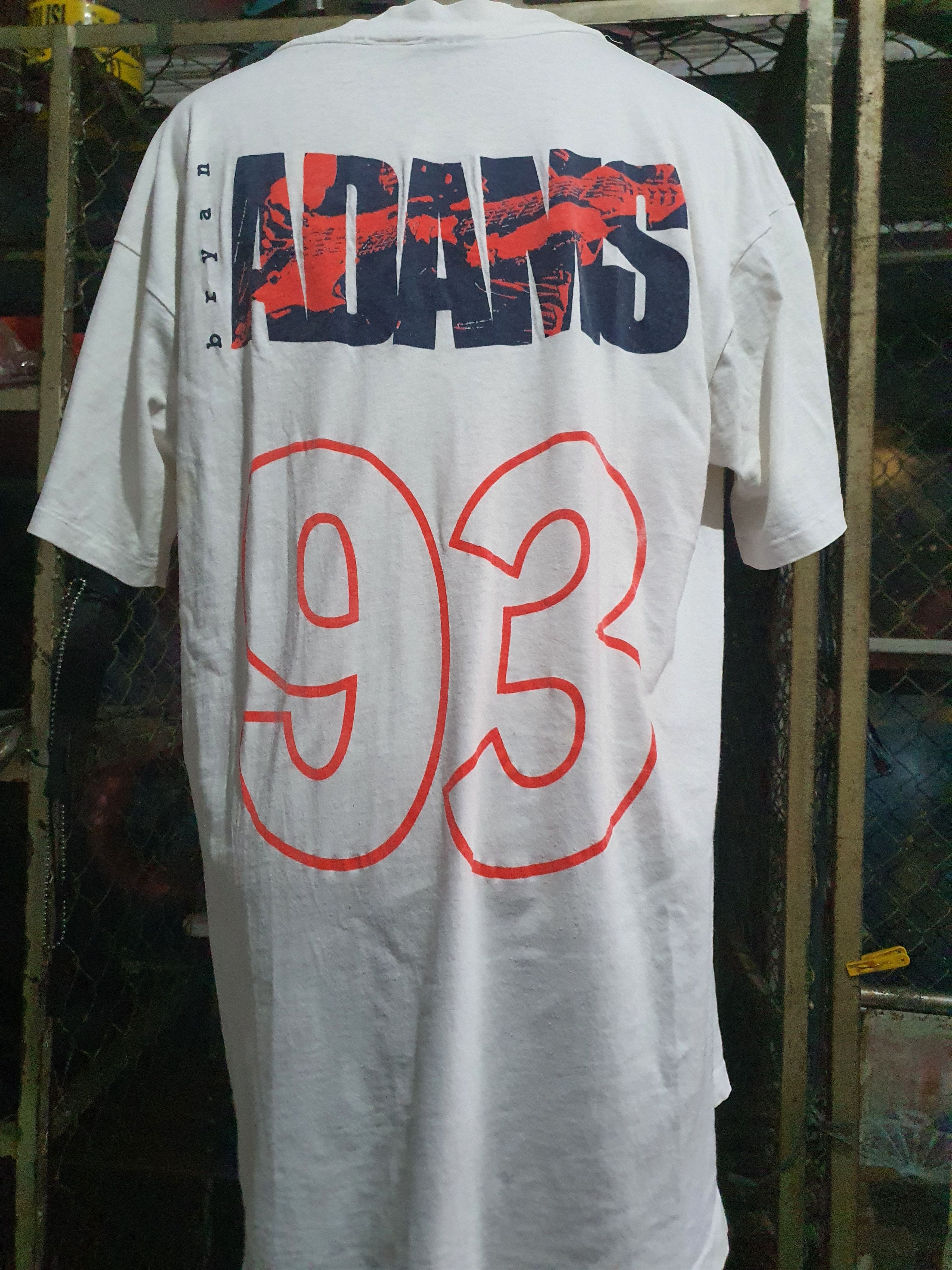 Band Tees 🌹 Bryan Adams XL 🌹 Size US XL / EU 56 / 4 - 7 Thumbnail