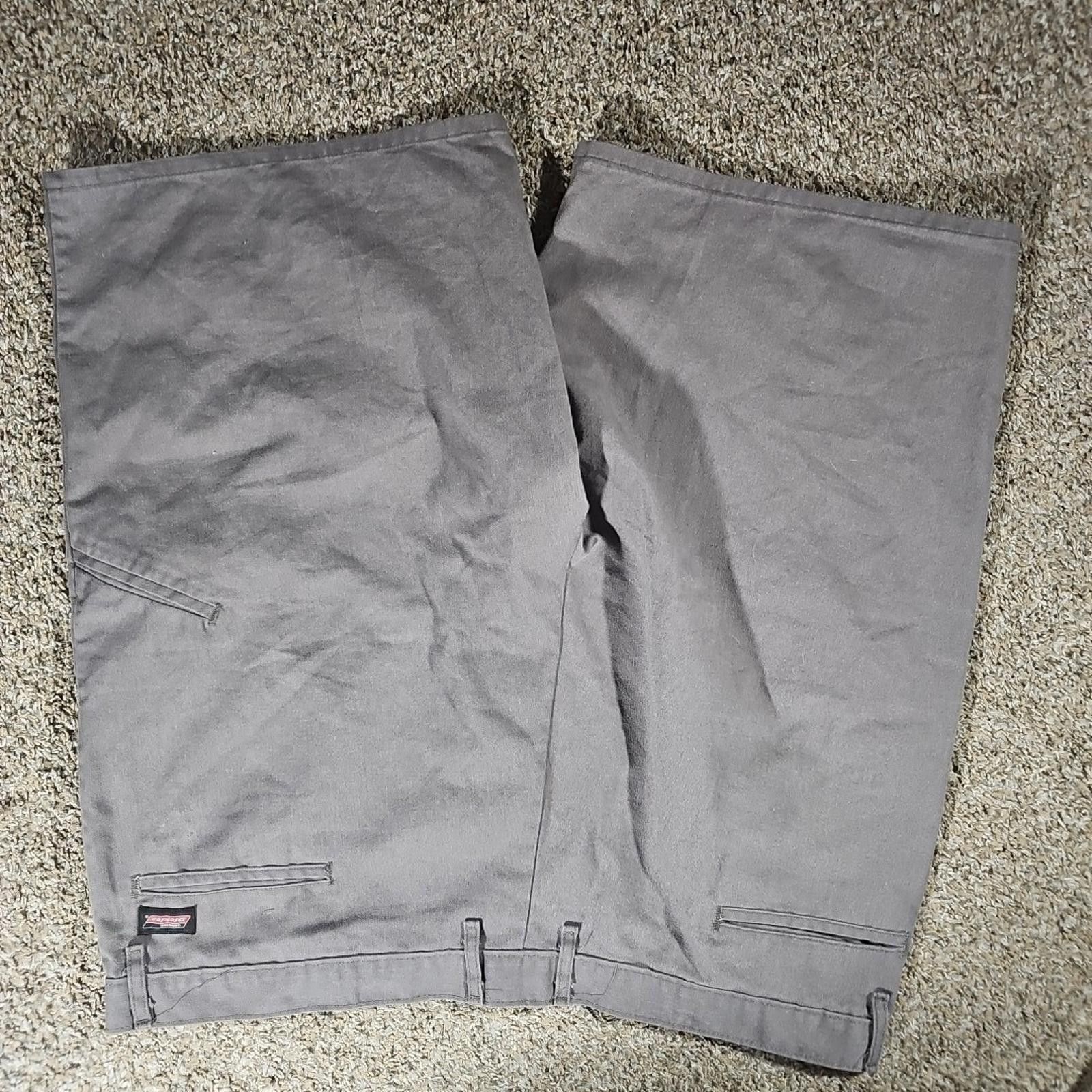 Dickies Dickies Sz 44 Gray Shorts Size US 44 / EU 60 - 6 Thumbnail