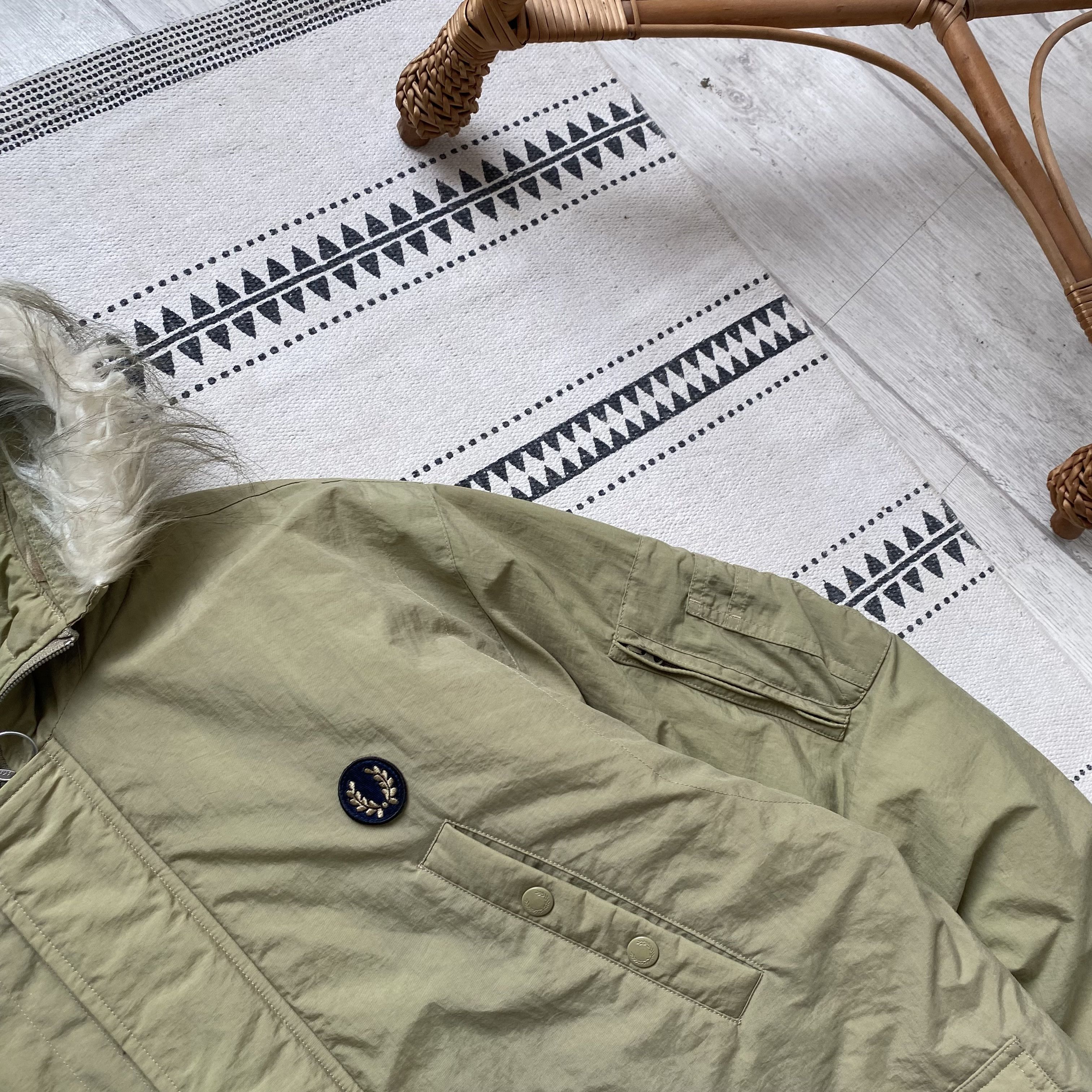 Fred Perry 80-90s Fred Perry Vintage parka puffer jacket sun faded Size US M / EU 48-50 / 2 - 4 Thumbnail