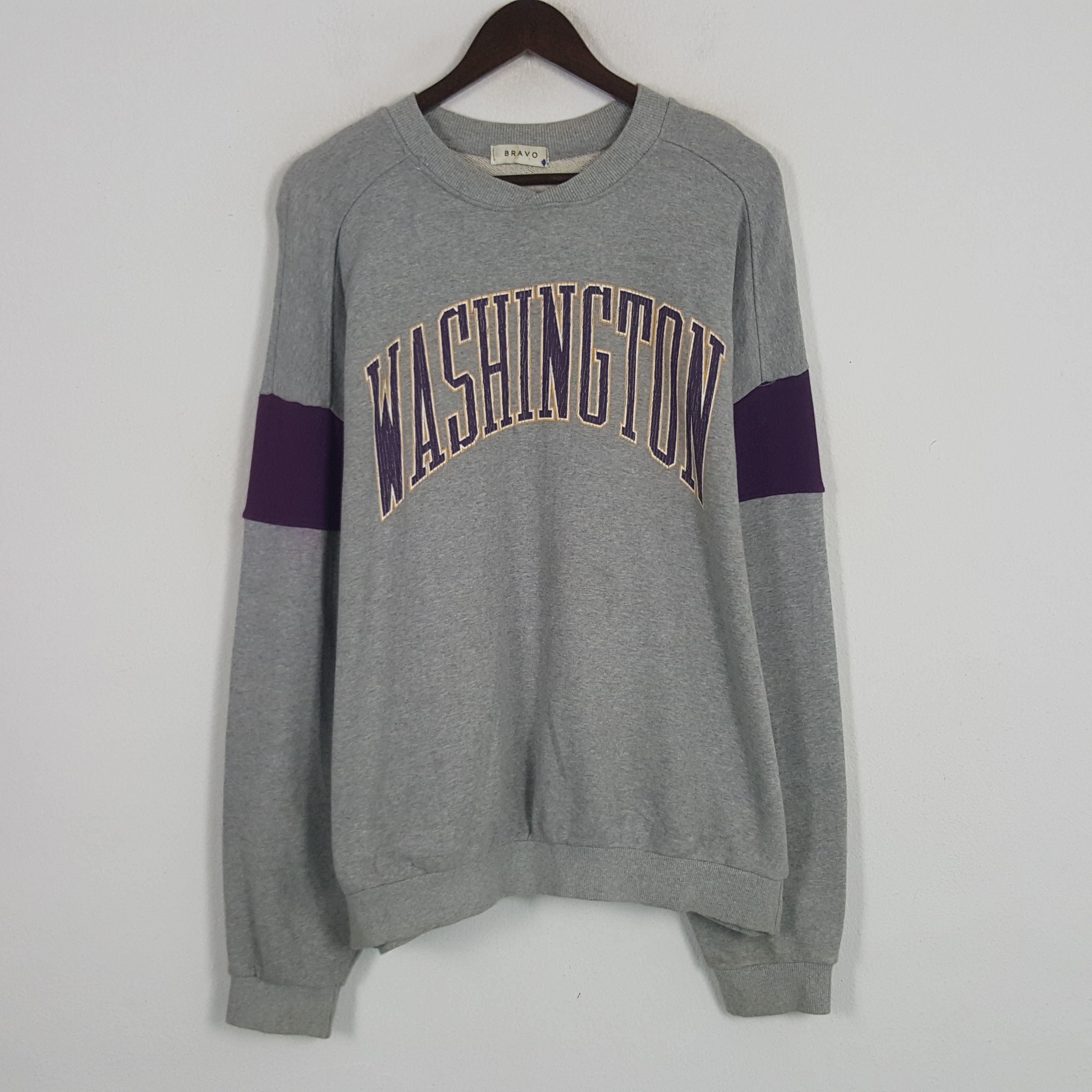 Vintage Vintage Washington Big Wolf Logo Sweatshirt Size US L / EU 52-54 / 3 - 1 Thumbnail