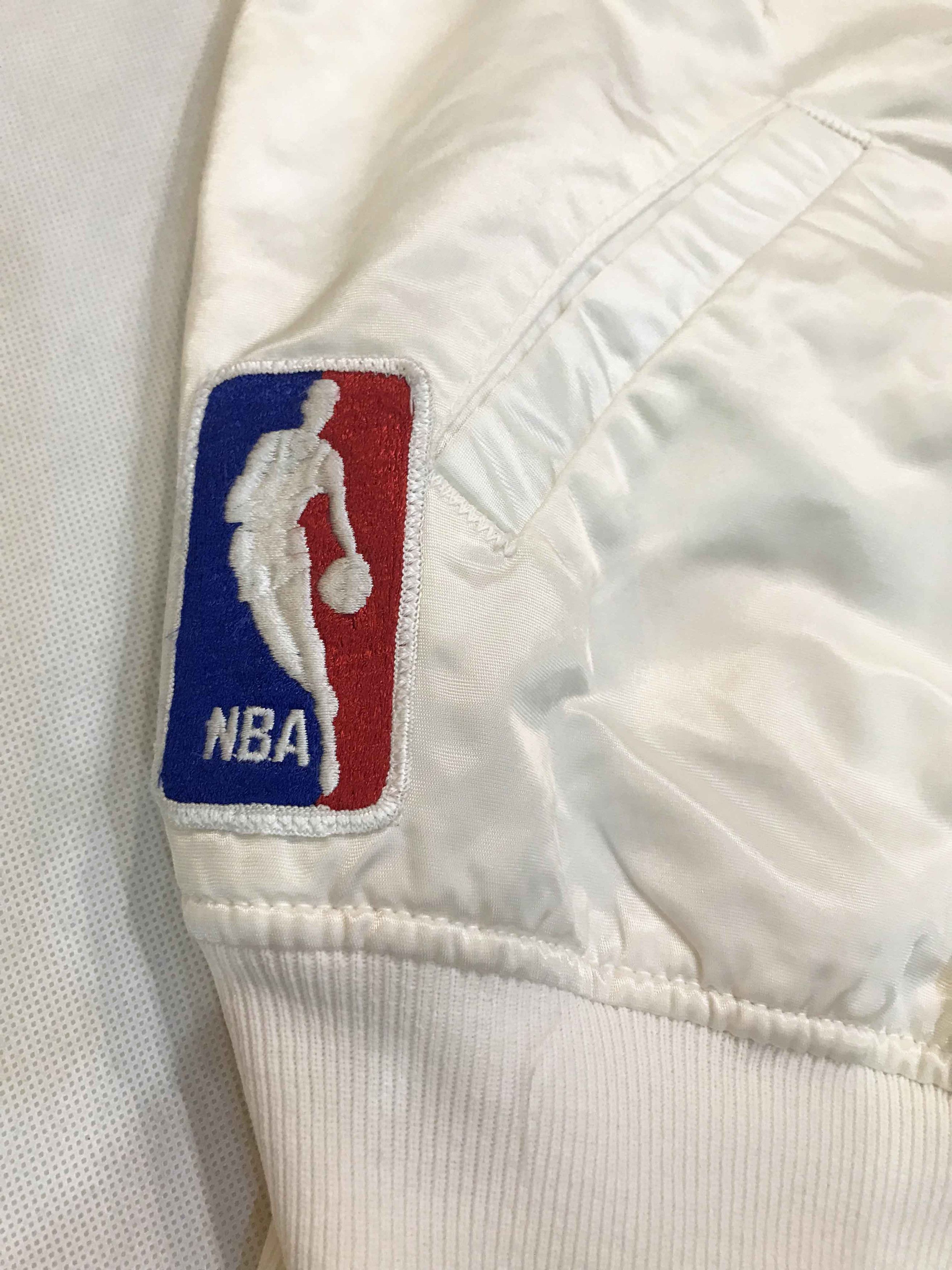 NBA × Starter × Vintage Vintage Starter NBA Los Angeles Lakers Bomber Satin Jacket Size US XL / EU 56 / 4 - 4 Thumbnail
