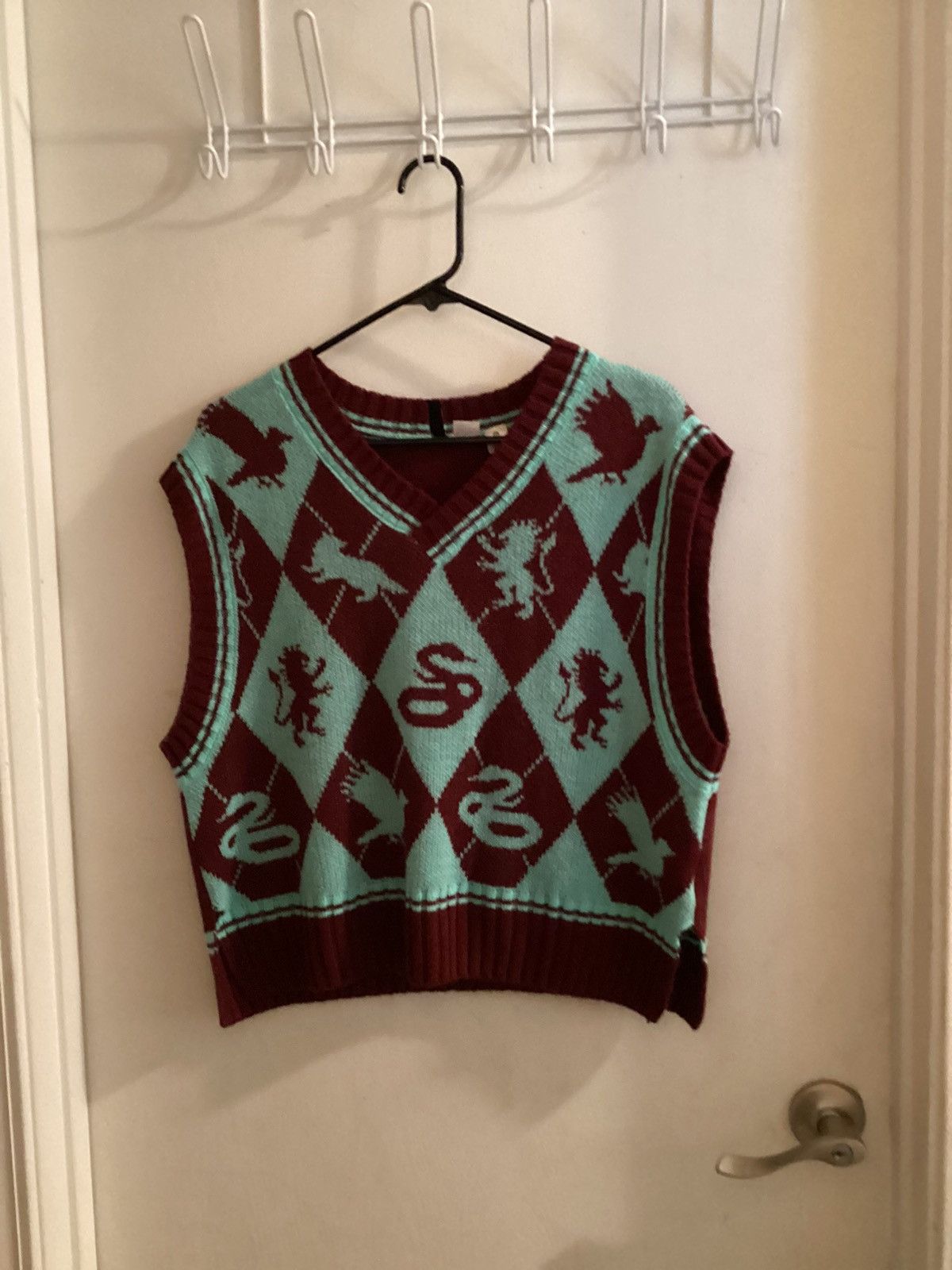 Divided × Warner Bros Harry Potter WB Wizarding World Sweater Vest Size Small Size S / US 4 / IT 40 - 9 Thumbnail