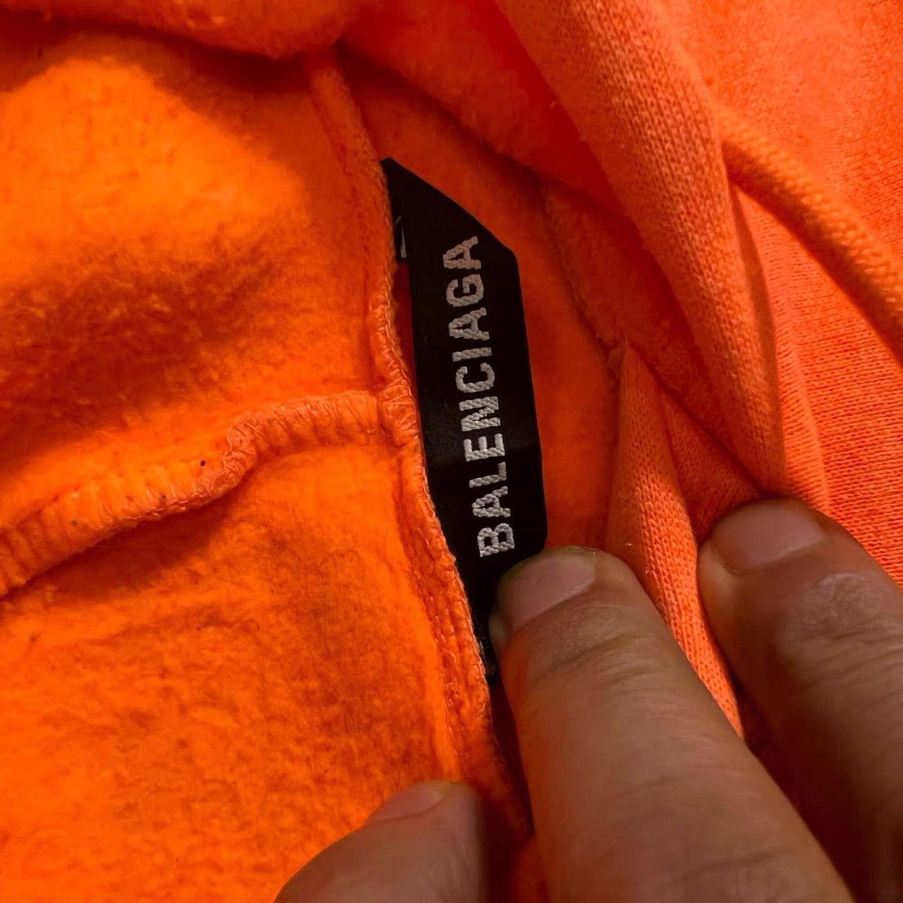 Balenciaga Balenciaga Seven-Language Sweatshirt K28 Size US M / EU 48-50 / 2 - 3 Thumbnail