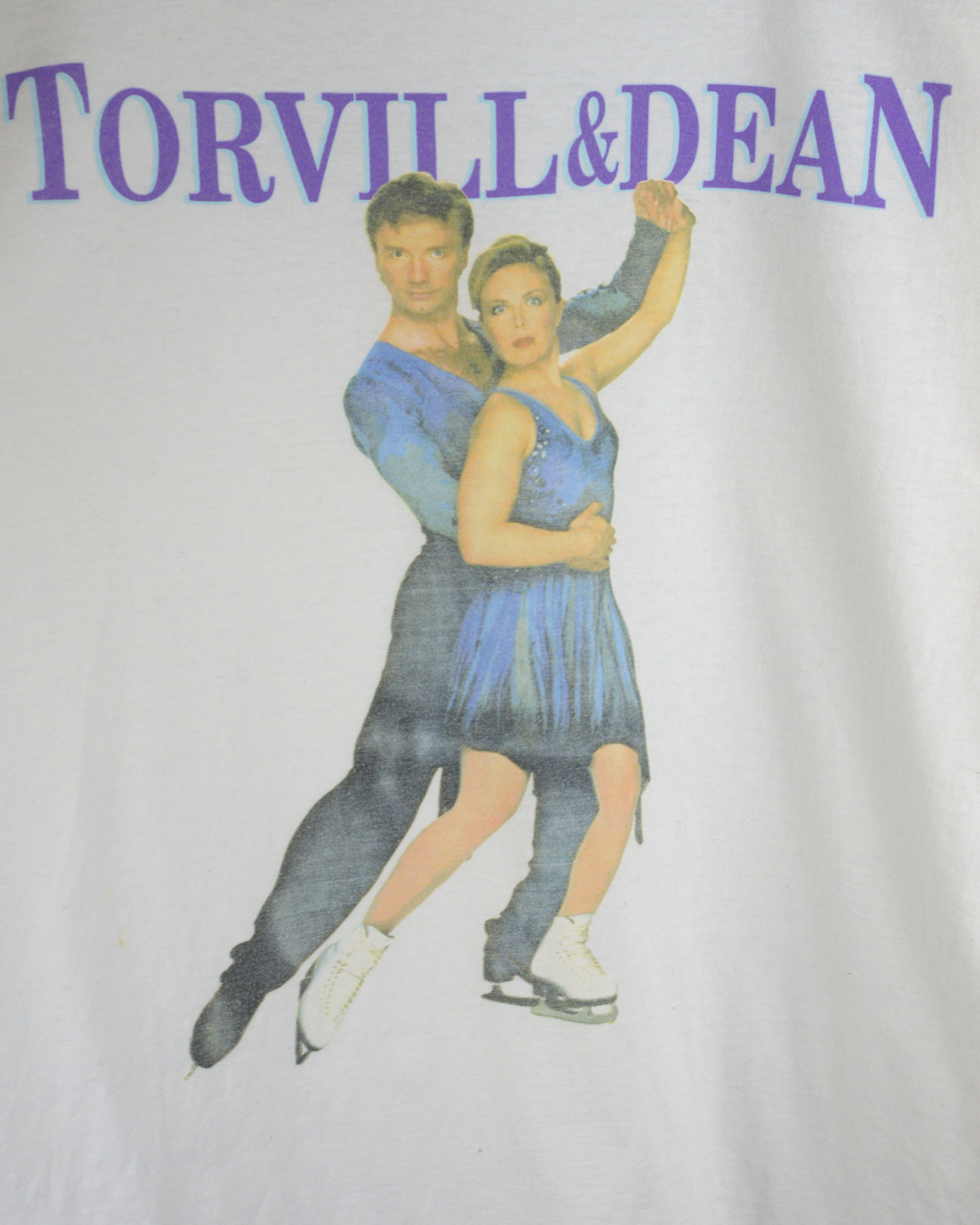 Vintage Vintage Torvill and Dean 90s t shirt Size US XL / EU 56 / 4 - 3 Thumbnail