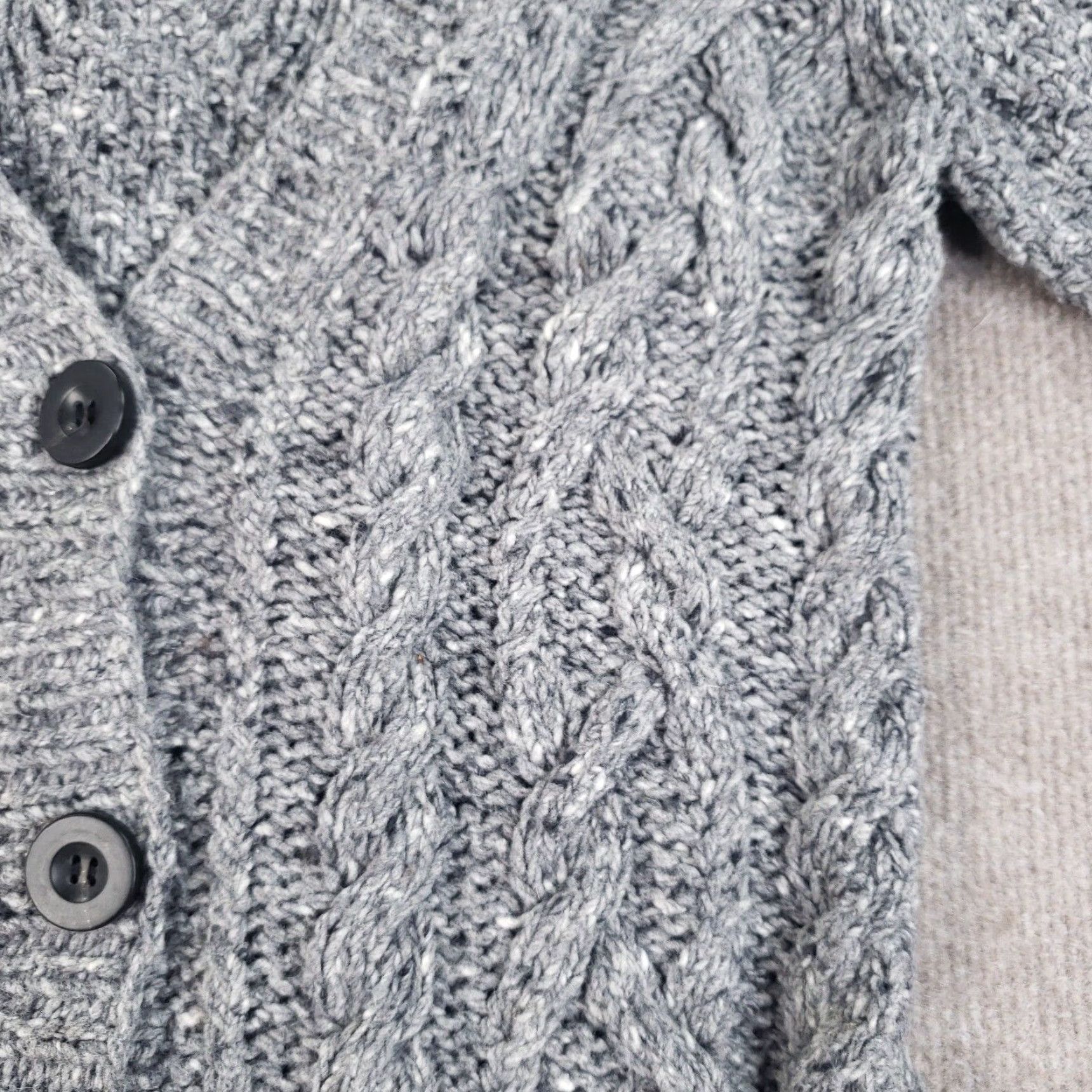 J.Crew J.CREW Sweater Womens M Gray Long Sleeve Cable Knit Button Front Handknit Size M / US 6-8 / IT 42-44 - 6 Thumbnail