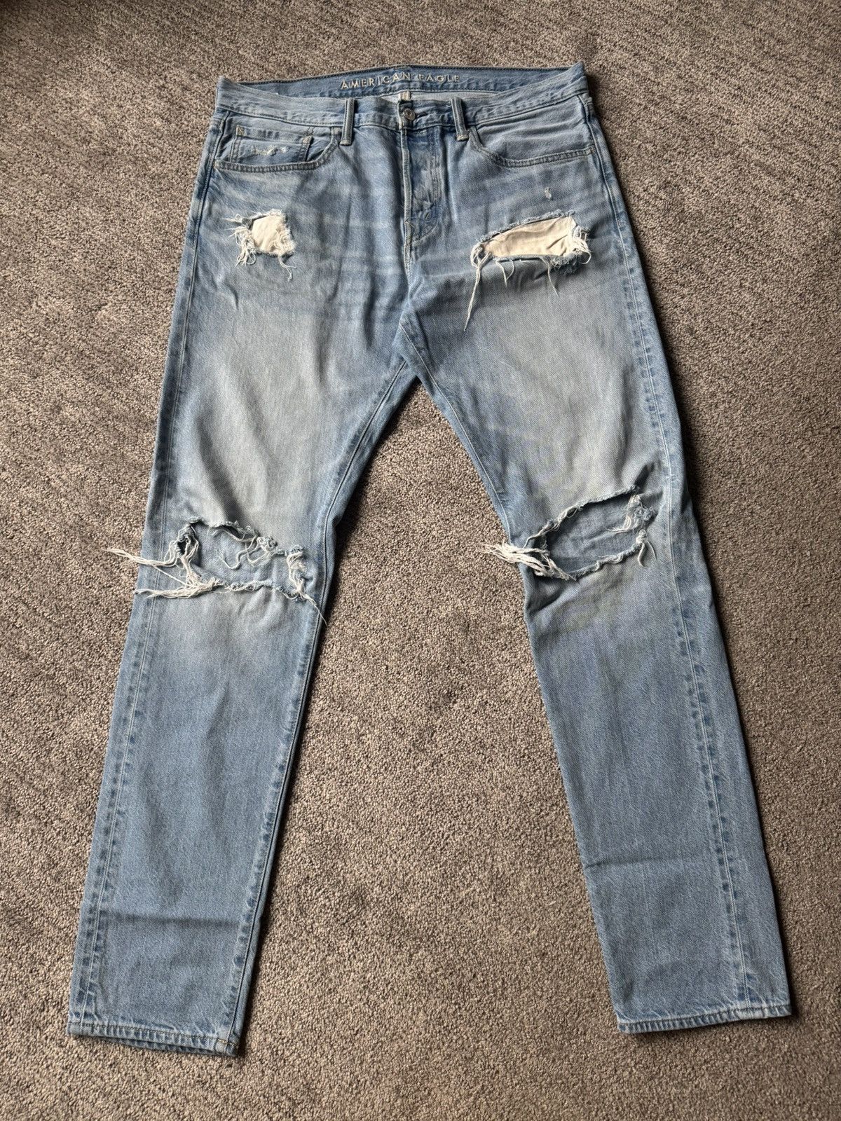 American Eagle Outfitters TALL GUYS!! Distressed Athletic Fit Jeans Size US 34 / EU 50 - 2 Thumbnail