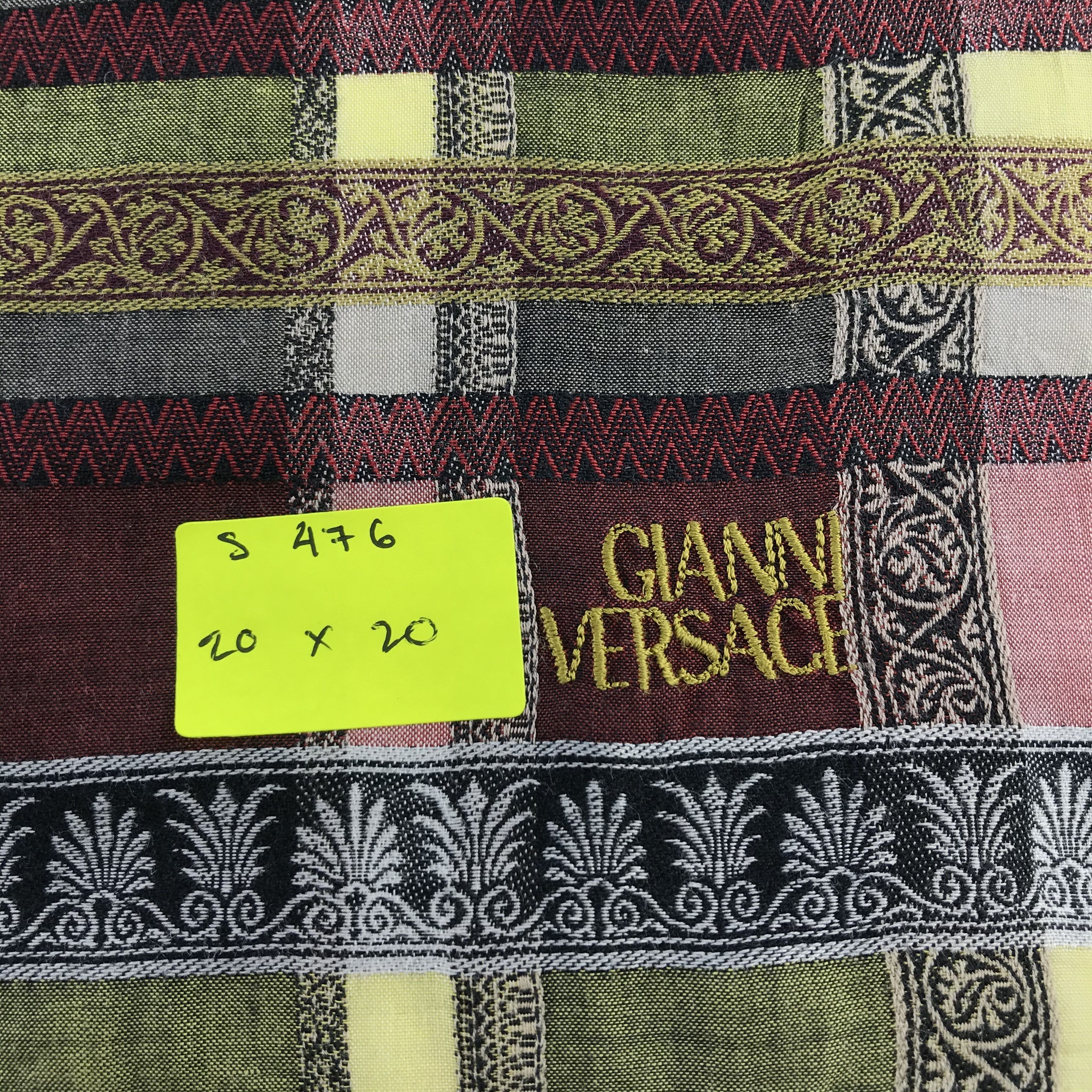 Versace × Vintage Gianni Versace Bandana / Handkerchief / Neckerchief - S476 Size ONE SIZE - 5 Thumbnail