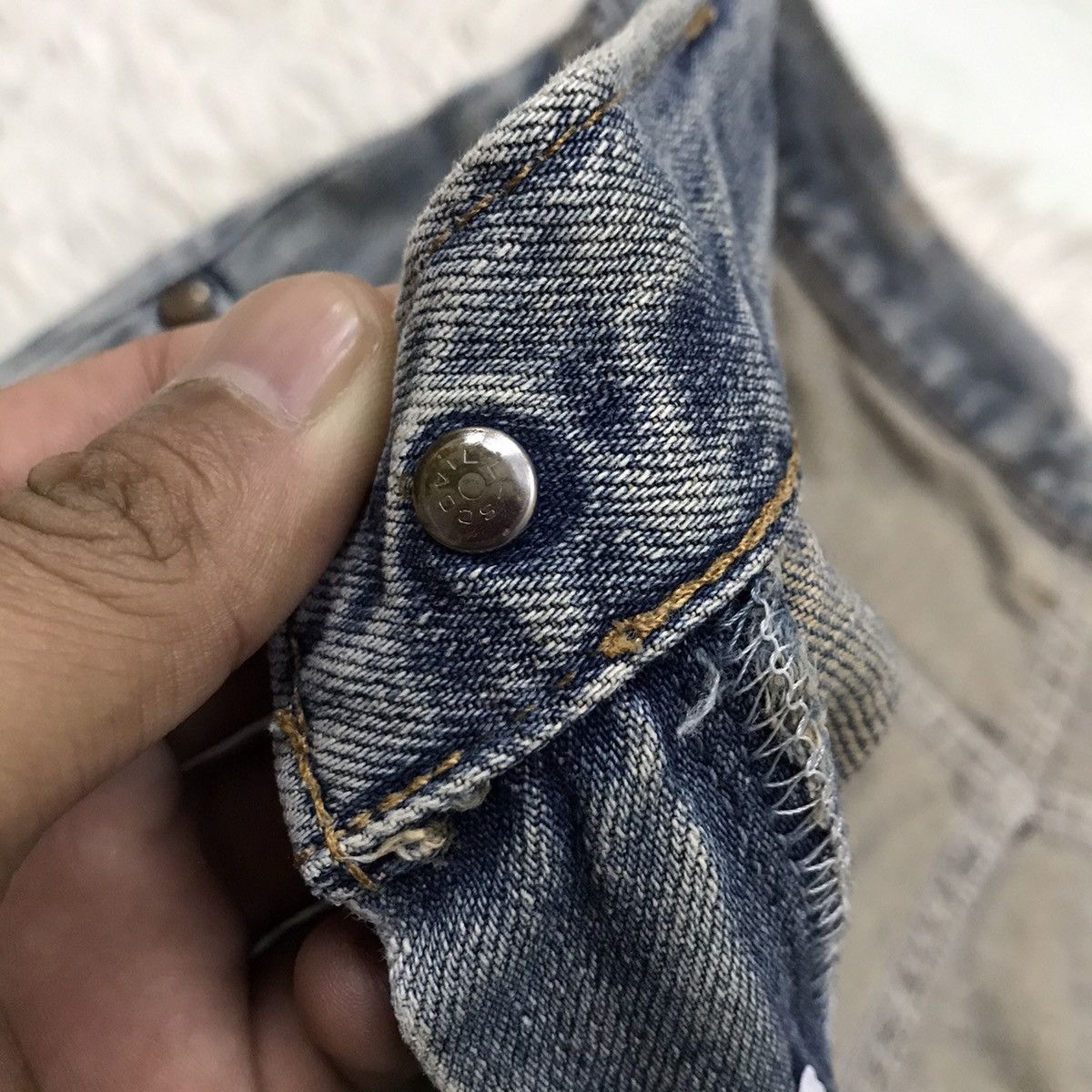 Wrangler Vintage Wrangler Bluebell Regular Straight Cut Denim Jeans Size US 28 / EU 44 - 16 Thumbnail
