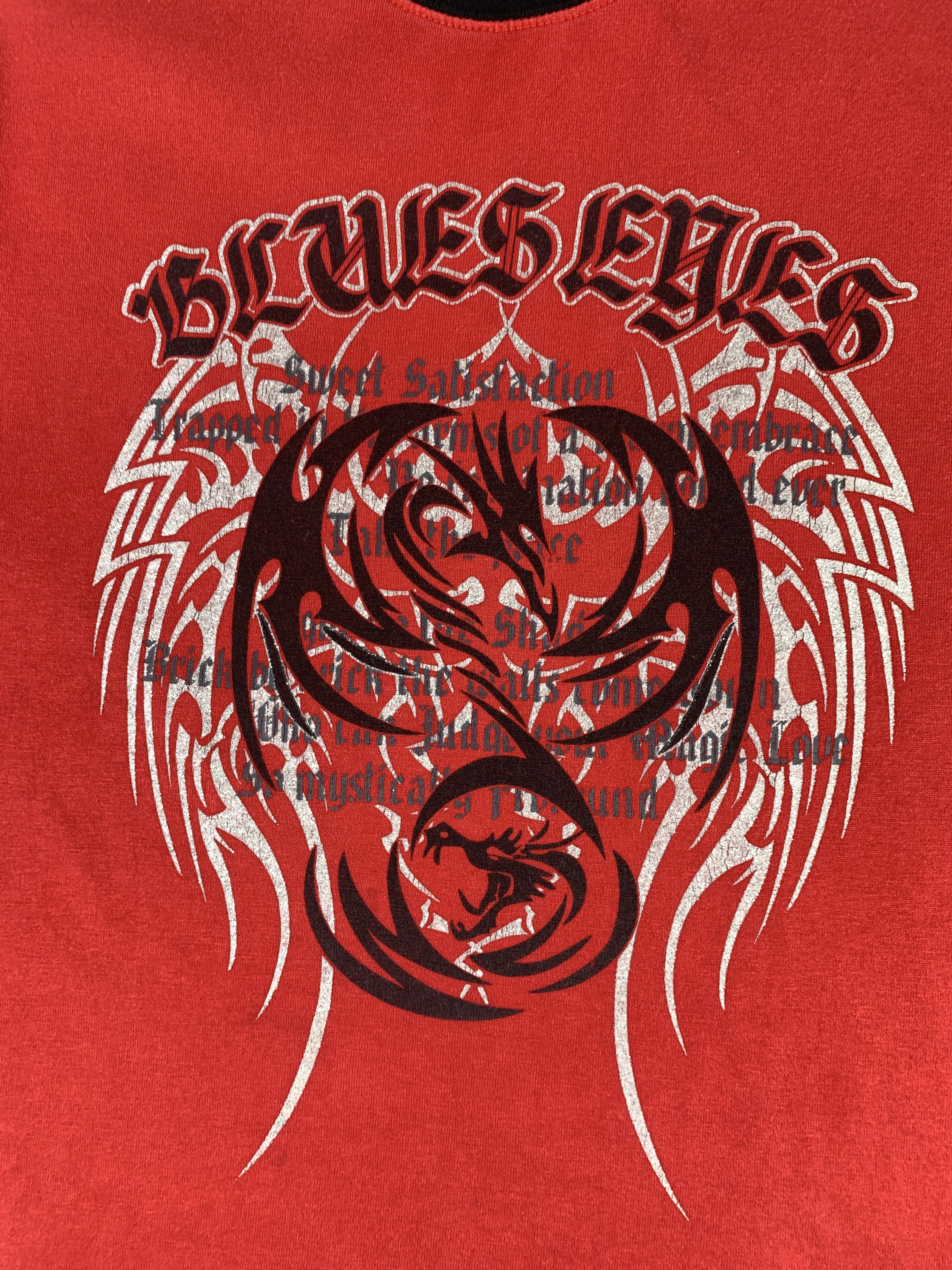 Japanese Brand 2000s Blue Eyes Red Dragon Wings Tee (M) Size M / US 6-8 / IT 42-44 - 4 Thumbnail