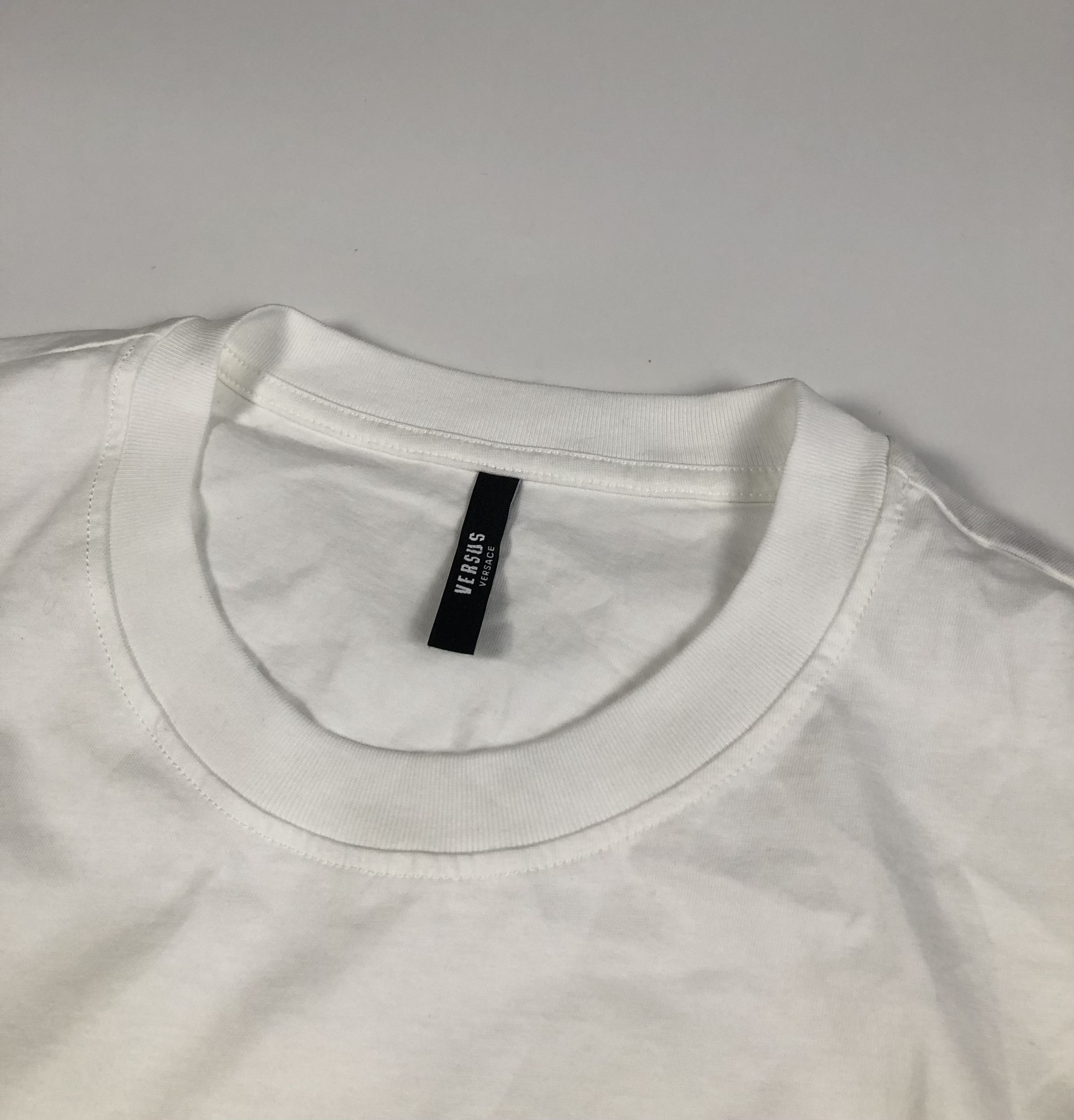 Versus Versace Versus Versace T-Shirt Logo Chest Size US L / EU 52-54 / 3 - 4 Thumbnail