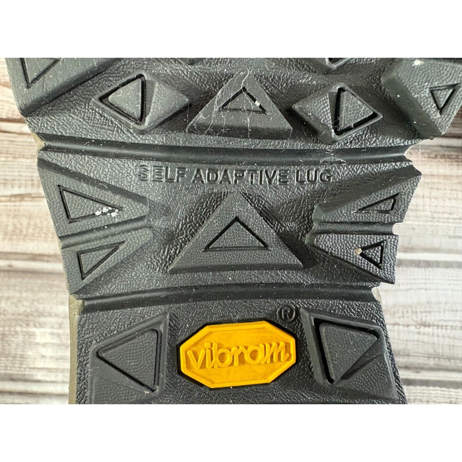 Danner Danner mountain 600 suede chelsea boots sz 9.5 color java fo Size US 9.5 / EU 42-43 - 7 Thumbnail