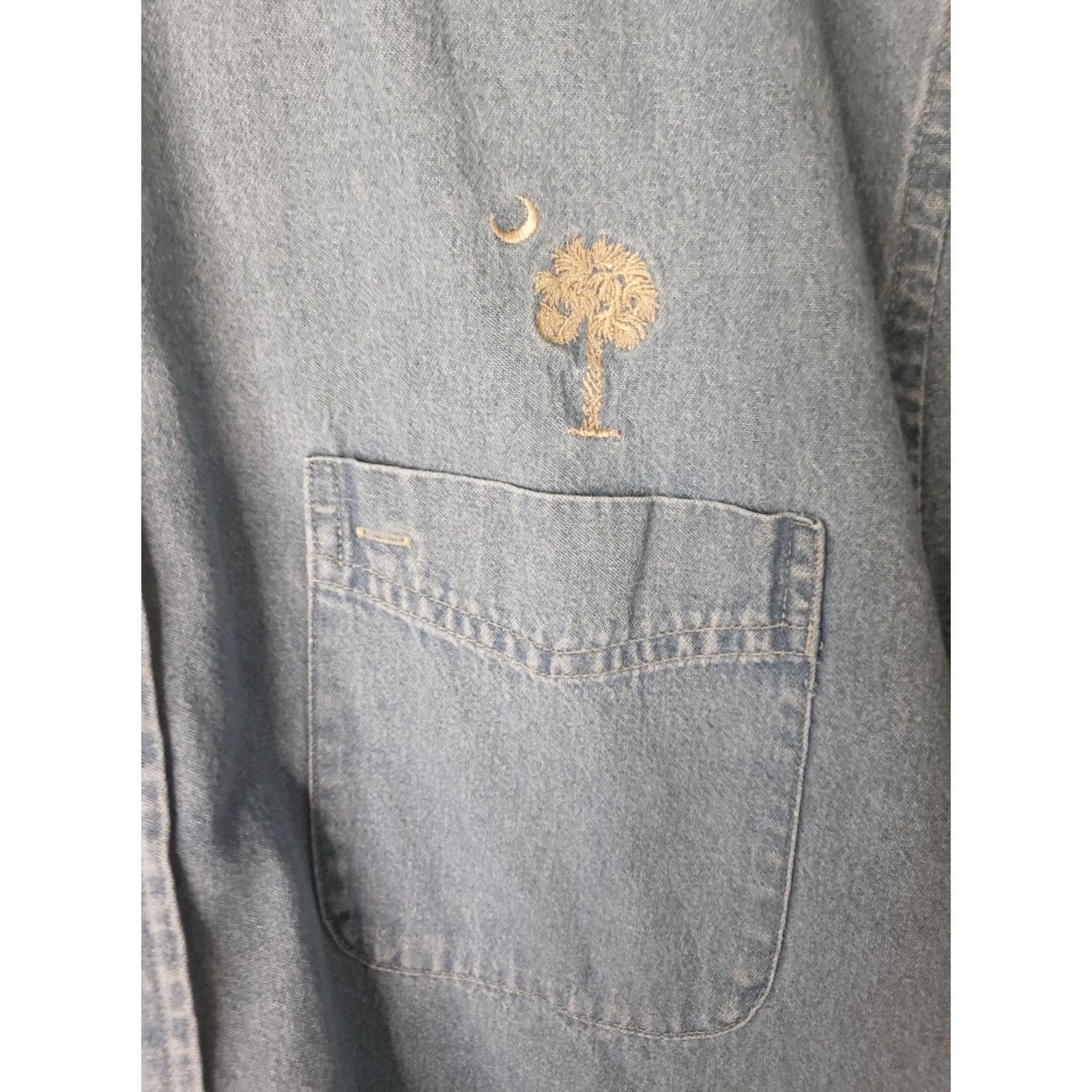 Denime Harrinton Denim Shirt Men's L Short Sleeve Button-Up SC Flag Embroidered Palmetto Crescent Moon Blue Denim Shirt Size US L / EU 52-54 / 3 - 4 Thumbnail