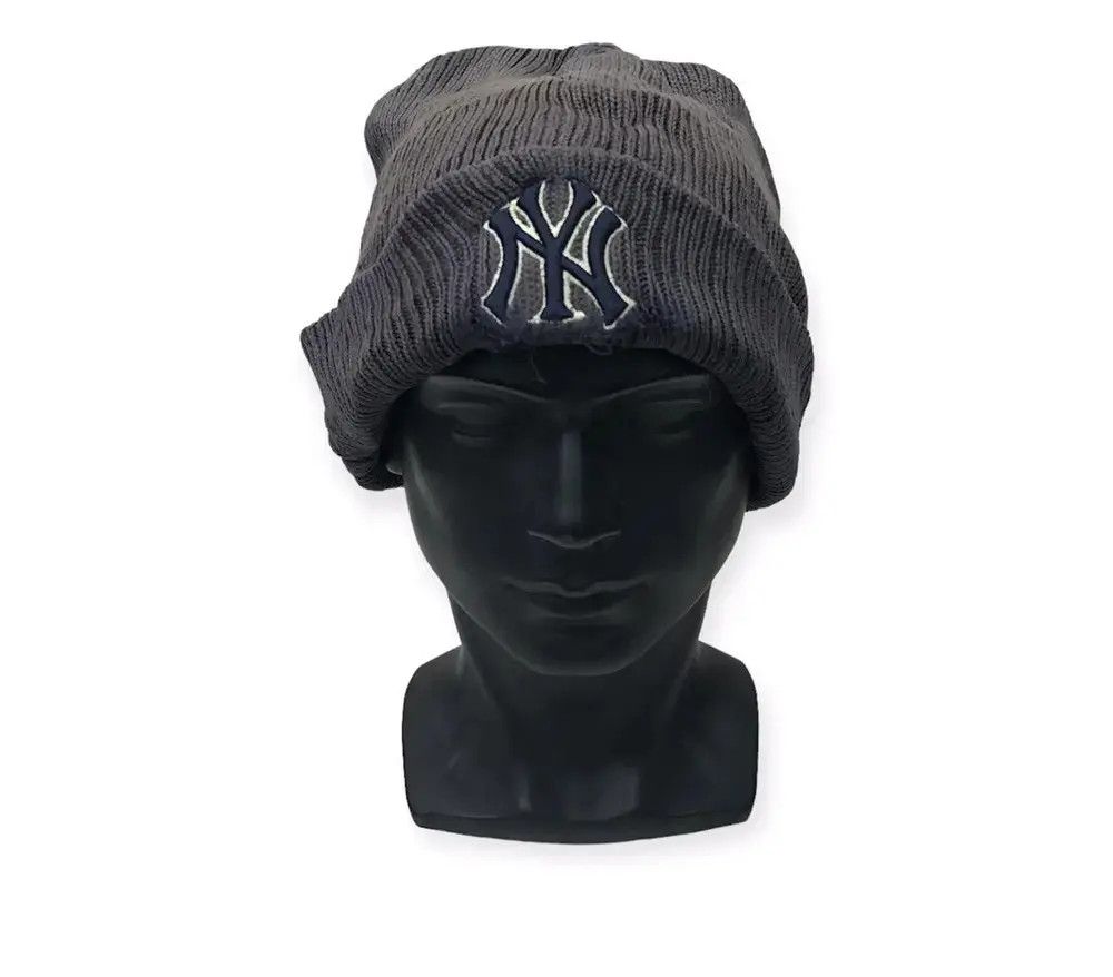 MLB × New York Yankees New York Yankees Small Logo Beanie Hat Size ONE SIZE - 1 Thumbnail